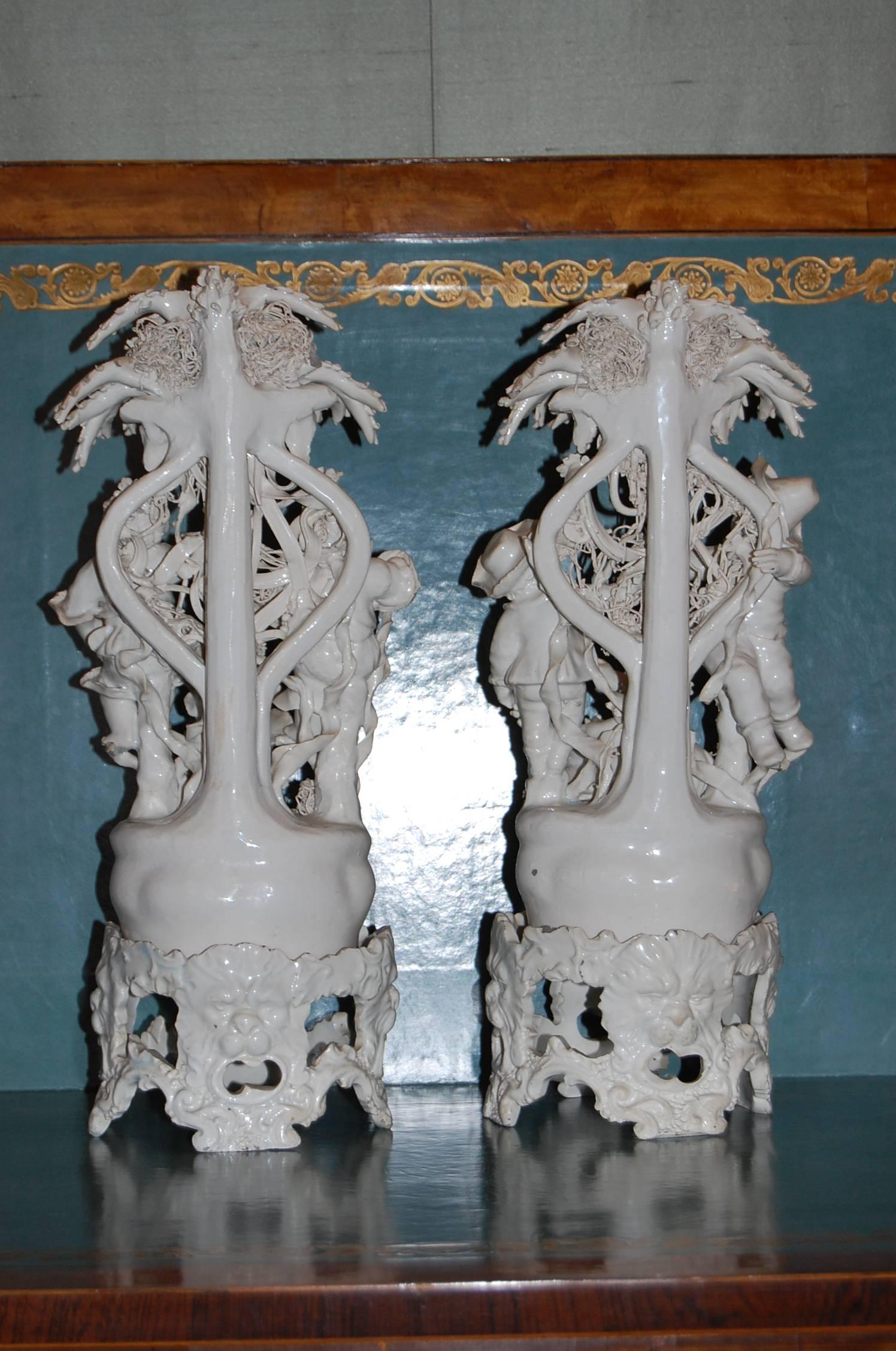 Hand-Crafted Pair of 19th Century Capodimonte Porcelain Figurines, circa 1830-1890 For Sale