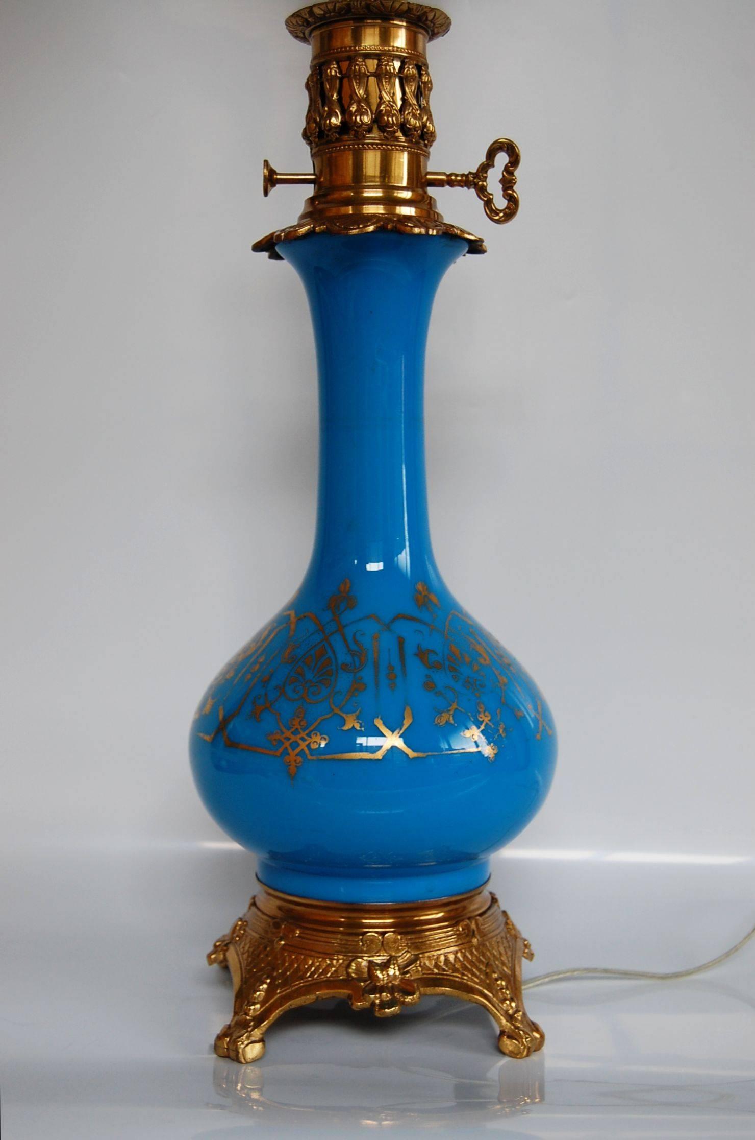 Late 19th Century Blue Opaline Glass French Oil Lamp, circa 1880 2