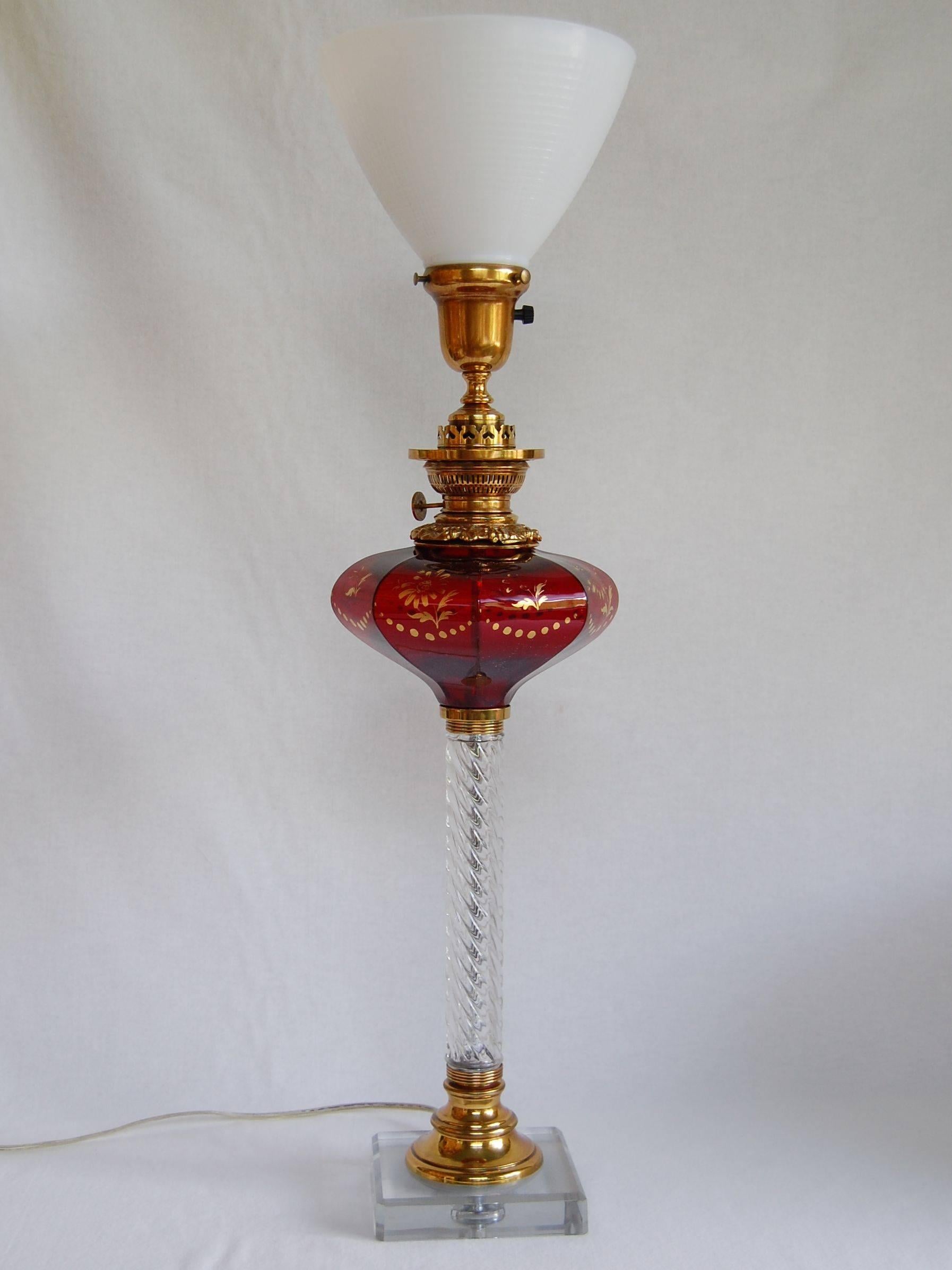Mid 19th Century Ruby Glass Font Oil Lamp w/ Clear Twisted Glass Column C. 1865 In Excellent Condition For Sale In Pittsburgh, PA