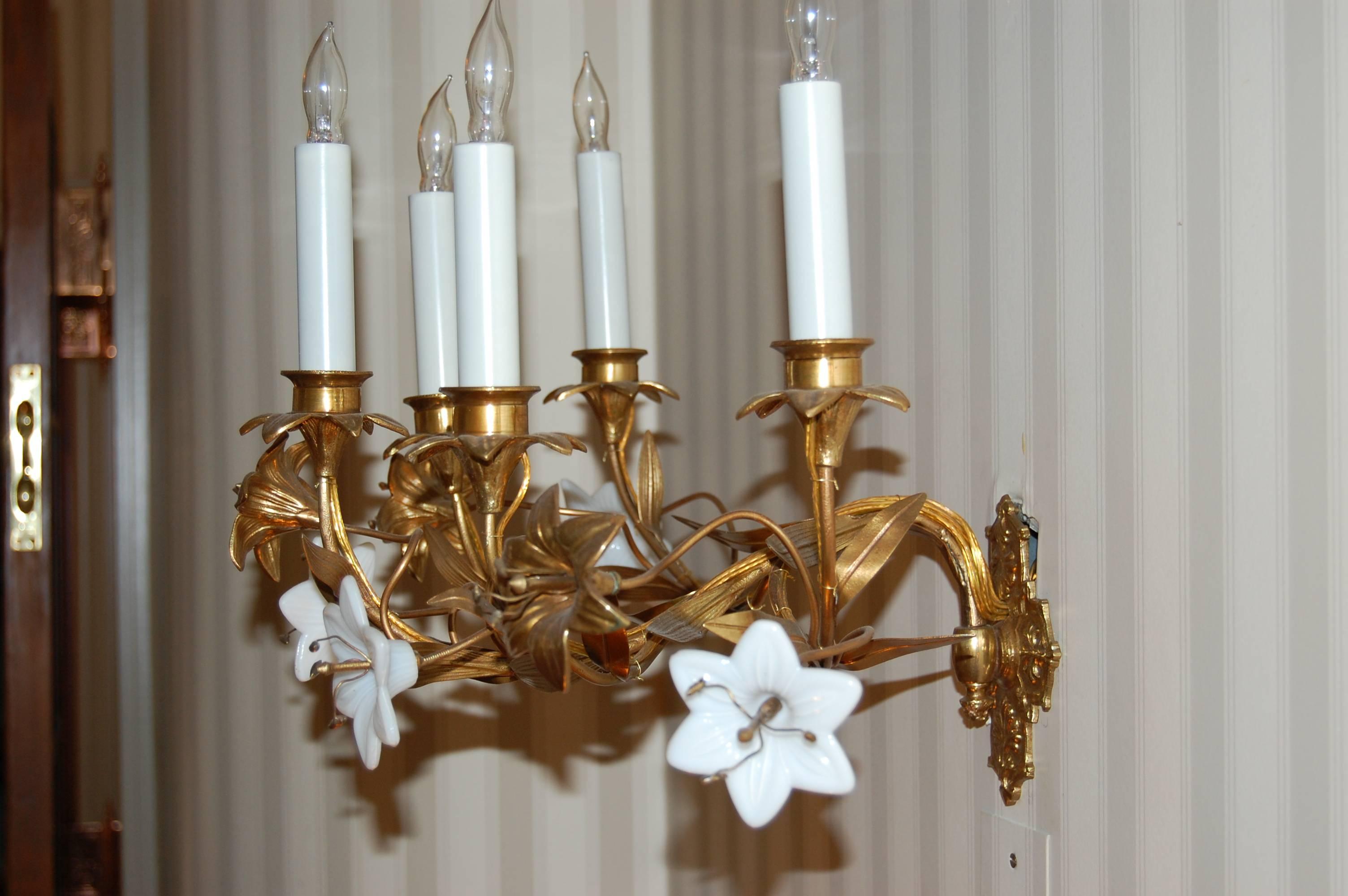 Cast Pair of Early 19th Century Five-Light French Lily Sconces with Glass Flowers For Sale