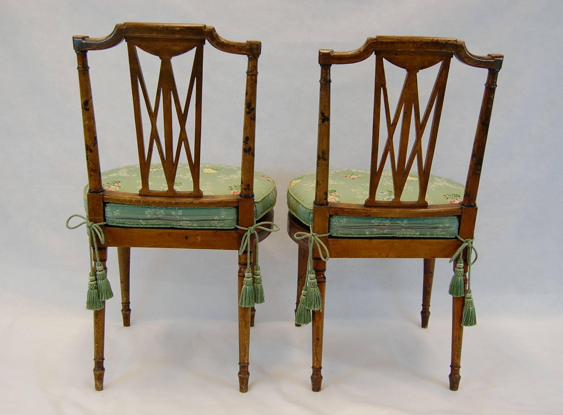 Pair of Early 19th Century English Chairs with Cane Seats, circa 1800 In Excellent Condition In Pittsburgh, PA