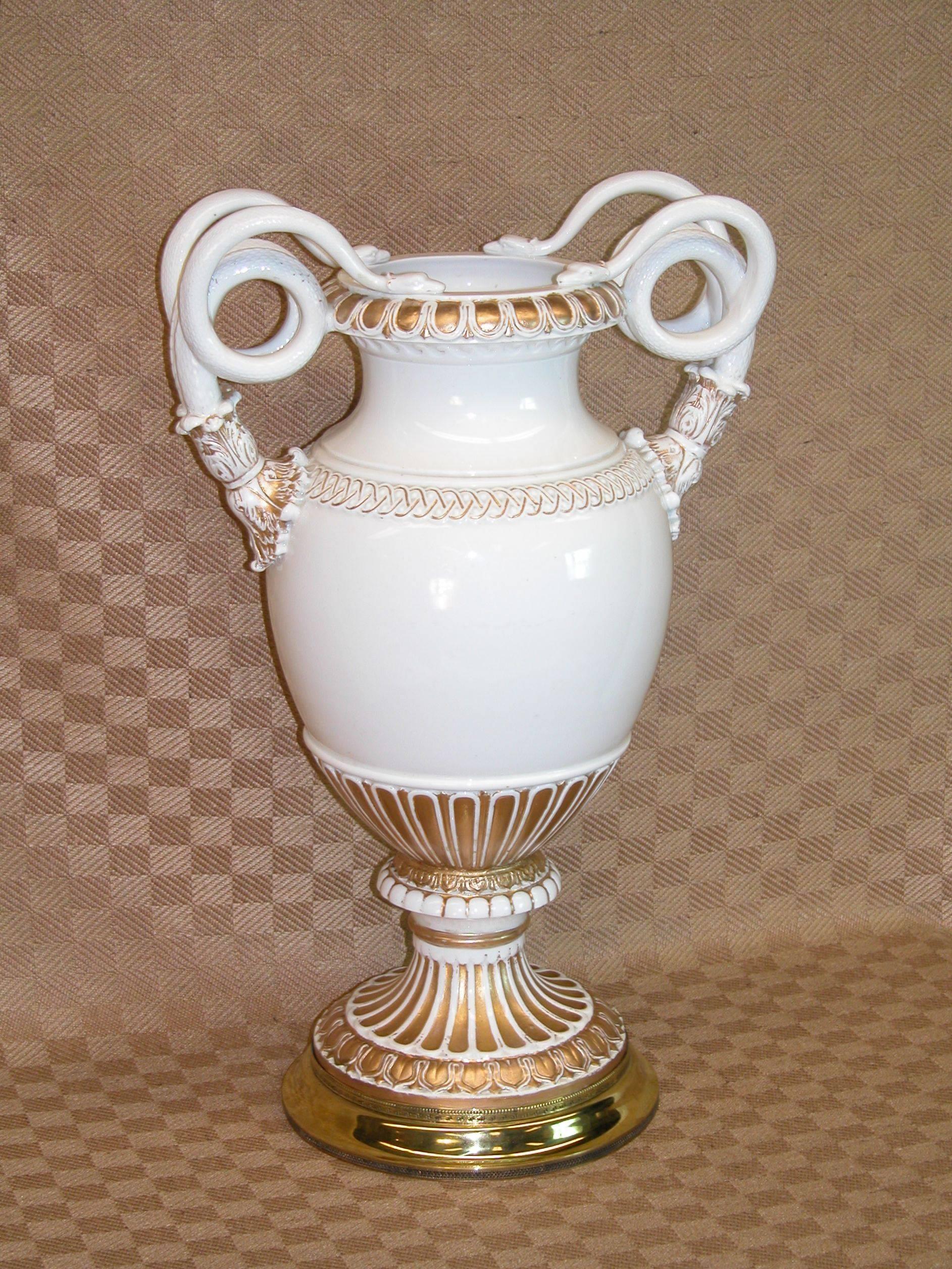 Hand-Crafted Meissen Neoclassical Style Porcelain Vase, circa 1870 For Sale