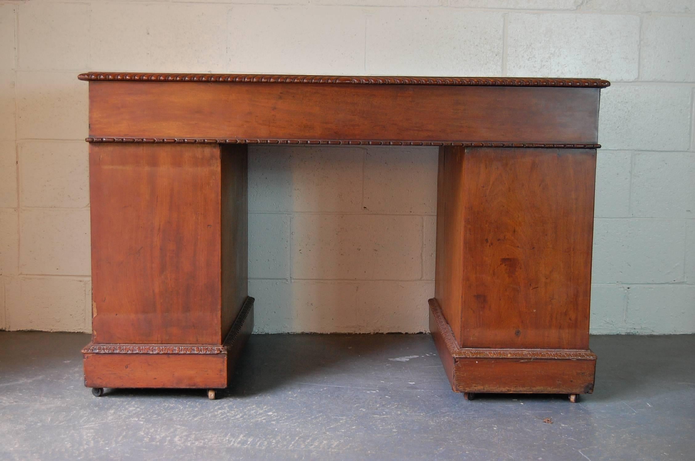 Georgian Style Mahogany Partners Desk with Leather Top, circa 1900 1