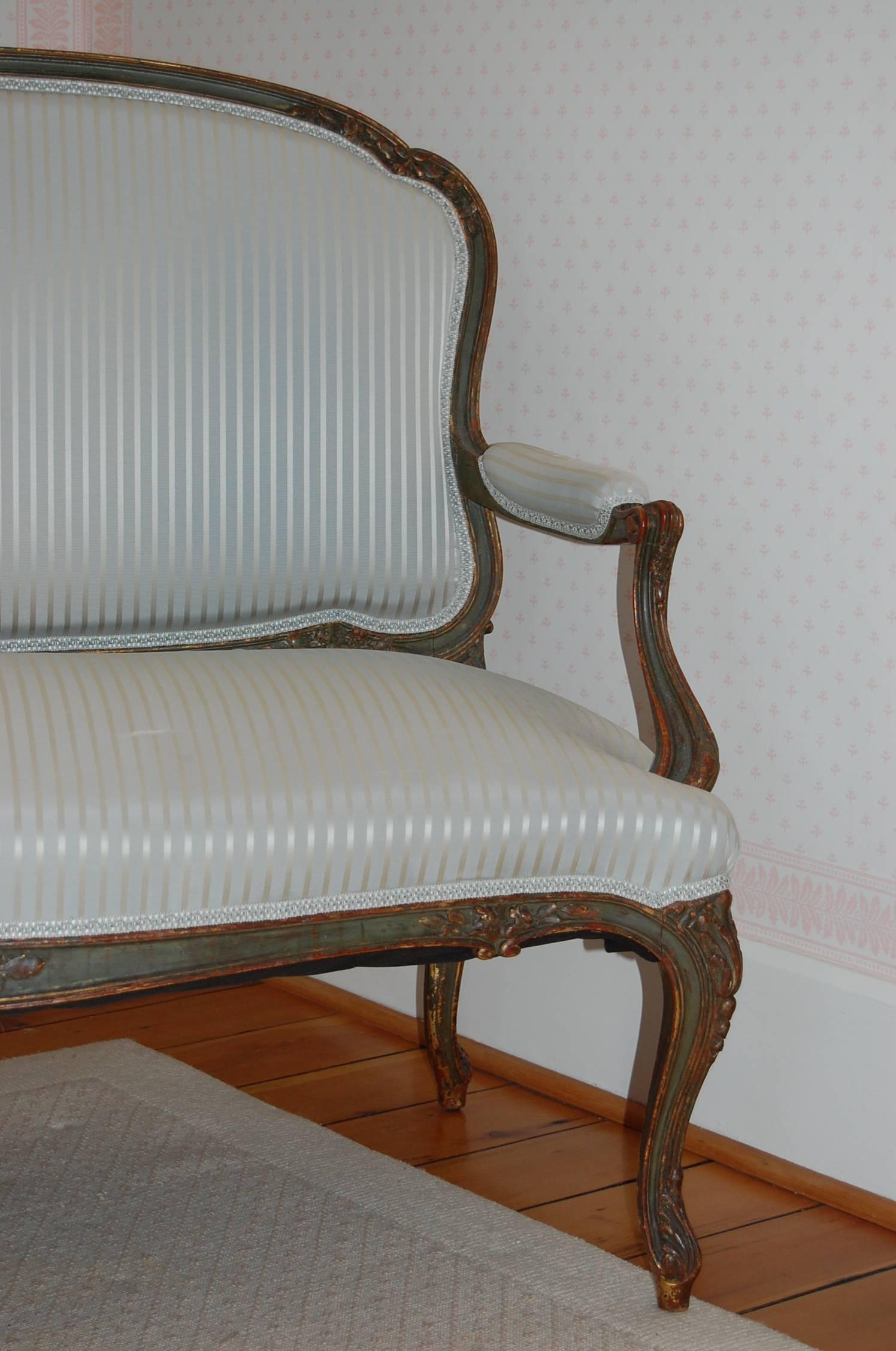 Mid-19th Century French Louis XV Style Painted Settee 3