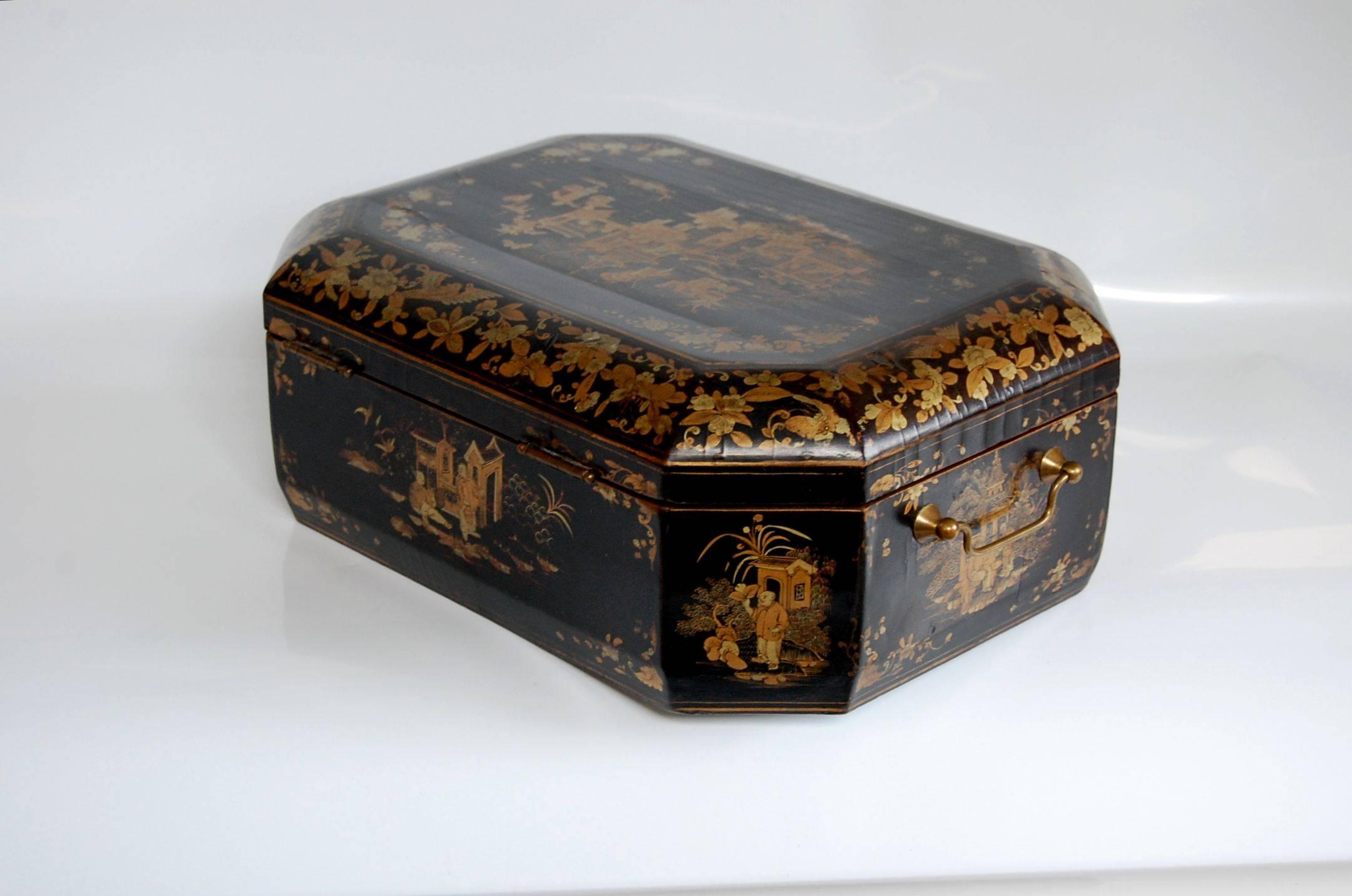Laque boîte à couture japonaise laquée du XIXe siècle