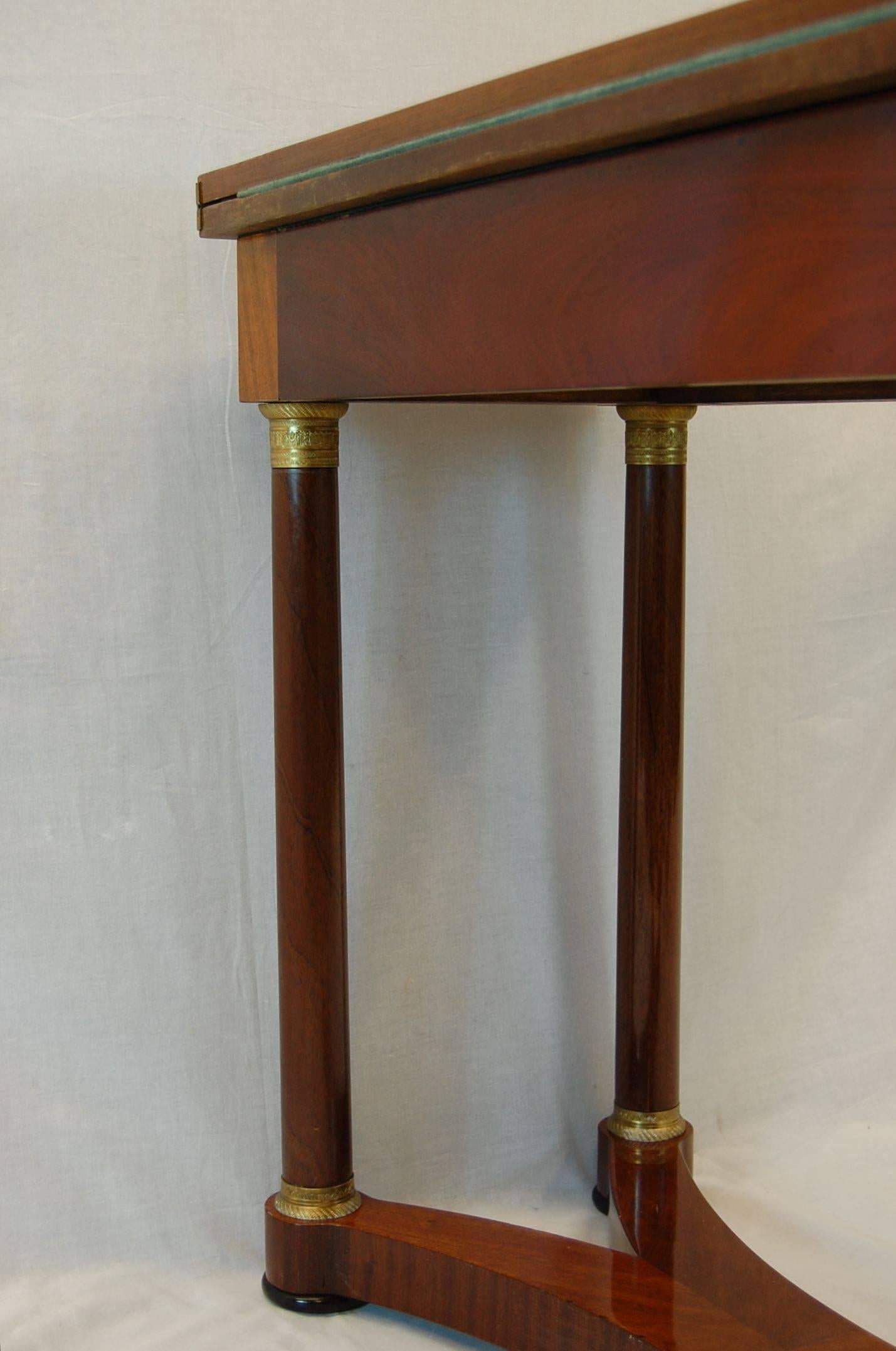 Hand-Crafted Mahogany Flip-Top Card Table with Leather Insert, circa 1880