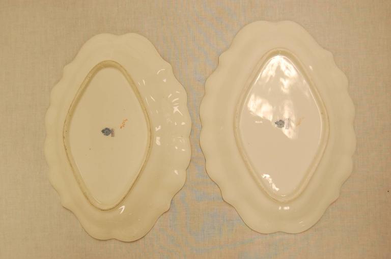 Pair of Royal Worcester Oval Dessert Bowls Dating to 1909 For Sale at