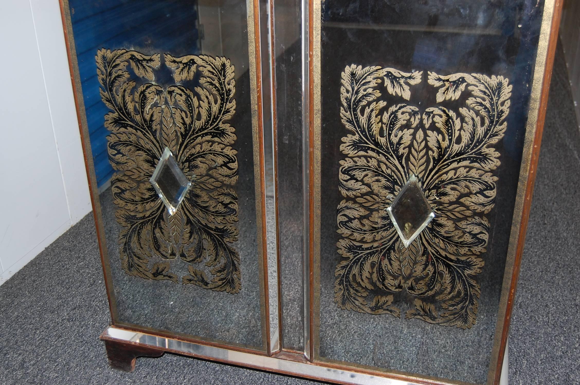 1950s Art Deco Style Mirrored Two Door Music Cabinet In Good Condition For Sale In Pittsburgh, PA