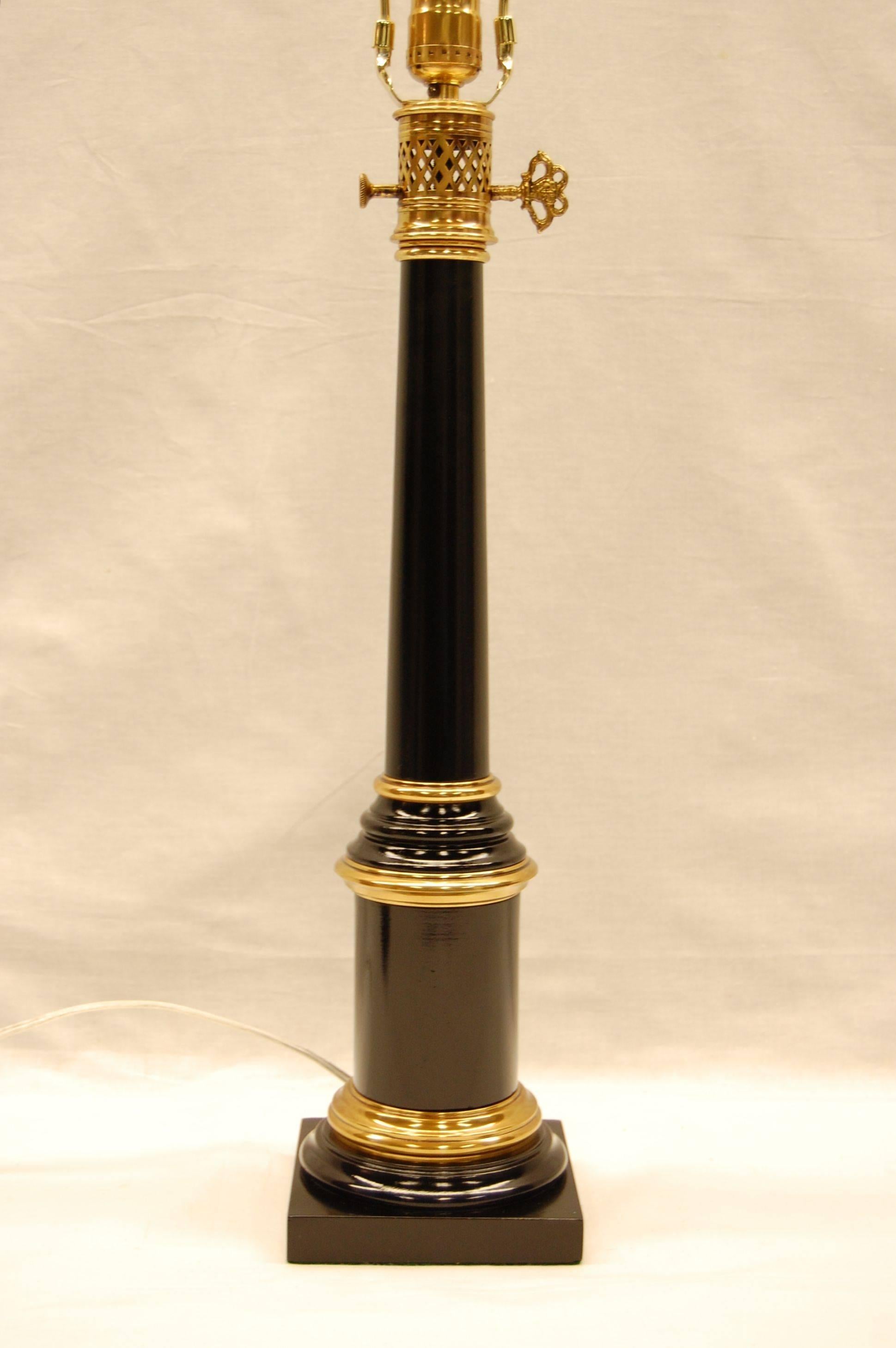 French Empire Style Oil Lamp in Black Lacquer and Polished Brass Mounts
