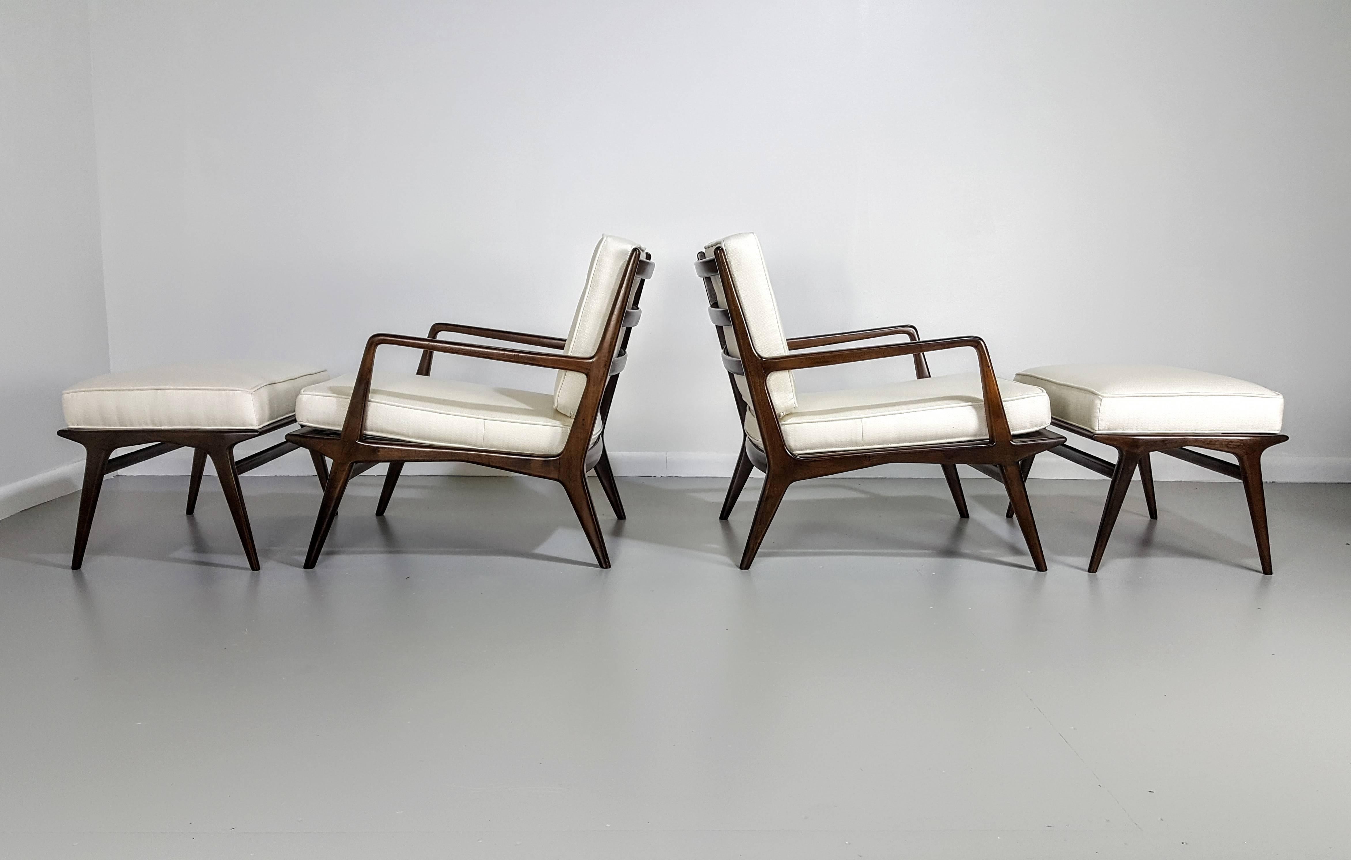 American Pair of Carlo di Carli Lounge Chairs with Ottomans for Singer & Sons, Italy 1950