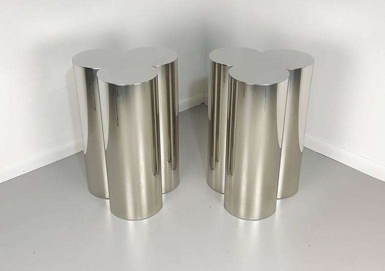 Custom Trefoil Dining Table Pedestal Bases in Mirror Polished Stainless Steel at 1stDibs