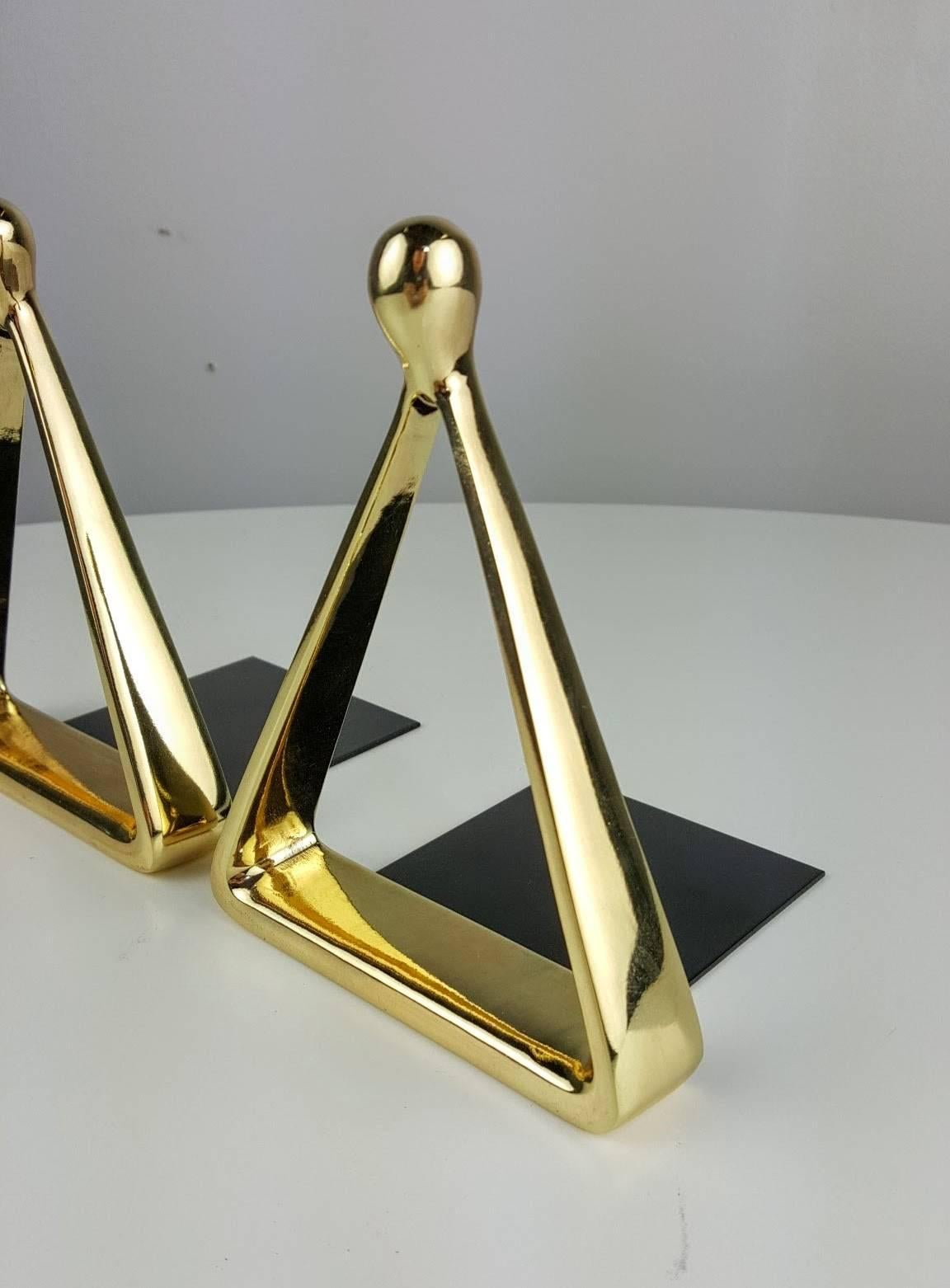 Mid-Century Modern Pristine Pair of Brass Stirrup Bookends by Ben Seibel for Jenfred Ware, 1950s