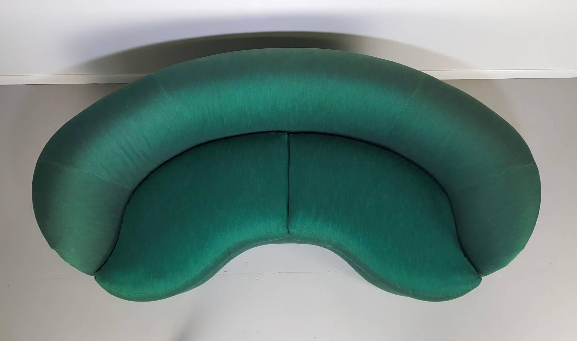 Biomorphic kidney bean shaped sofa by Vladimir Kagan for Directional, 1980s. This piece retains it's original upholstery which is in good condition.

See this item in our private NYC showroom! Refine Limited is located in the heart of Chelsea at