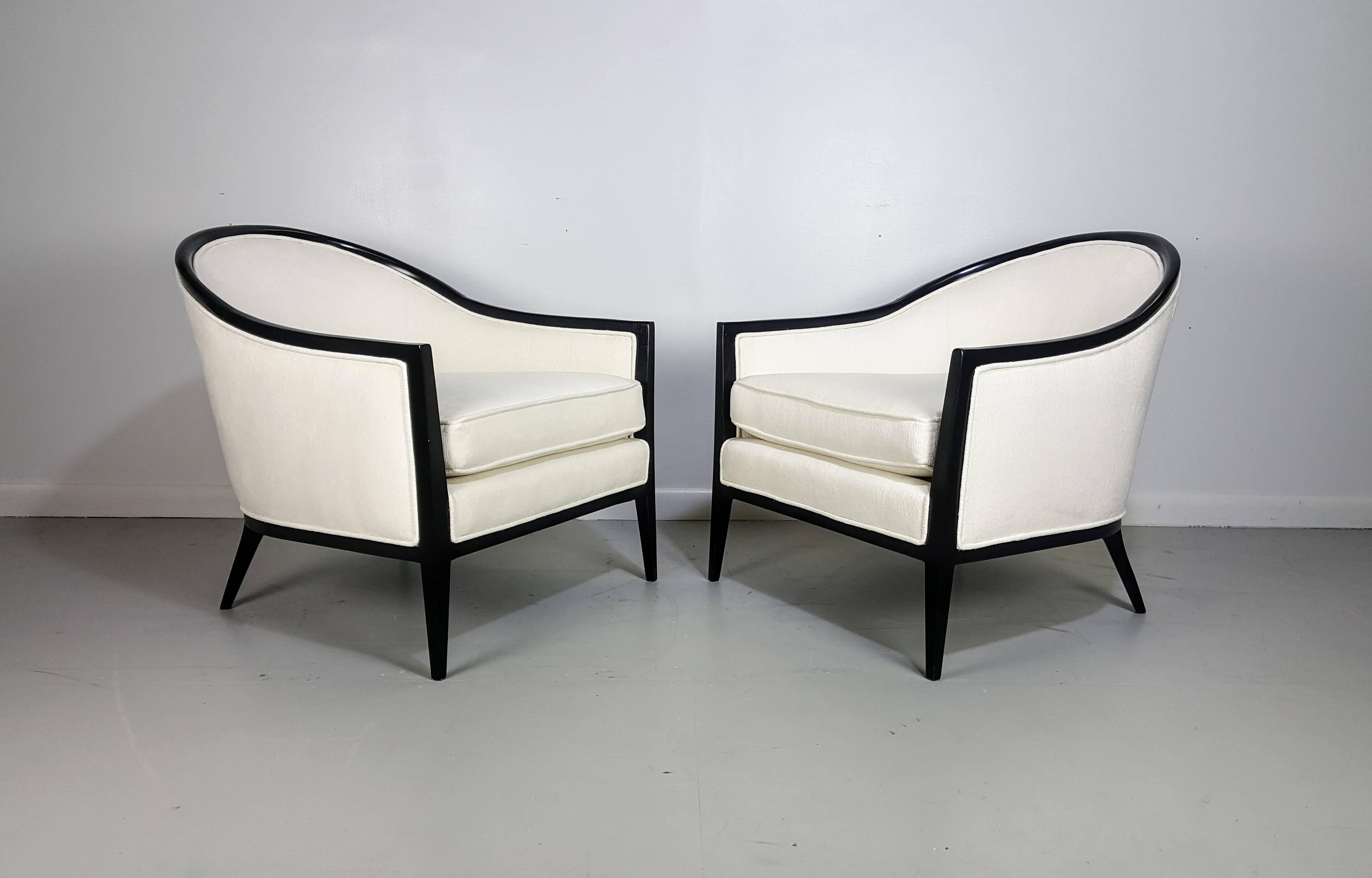 Elegant Ebonized Harvey Probber Lounge Chairs, 1960s In Excellent Condition In New York, NY