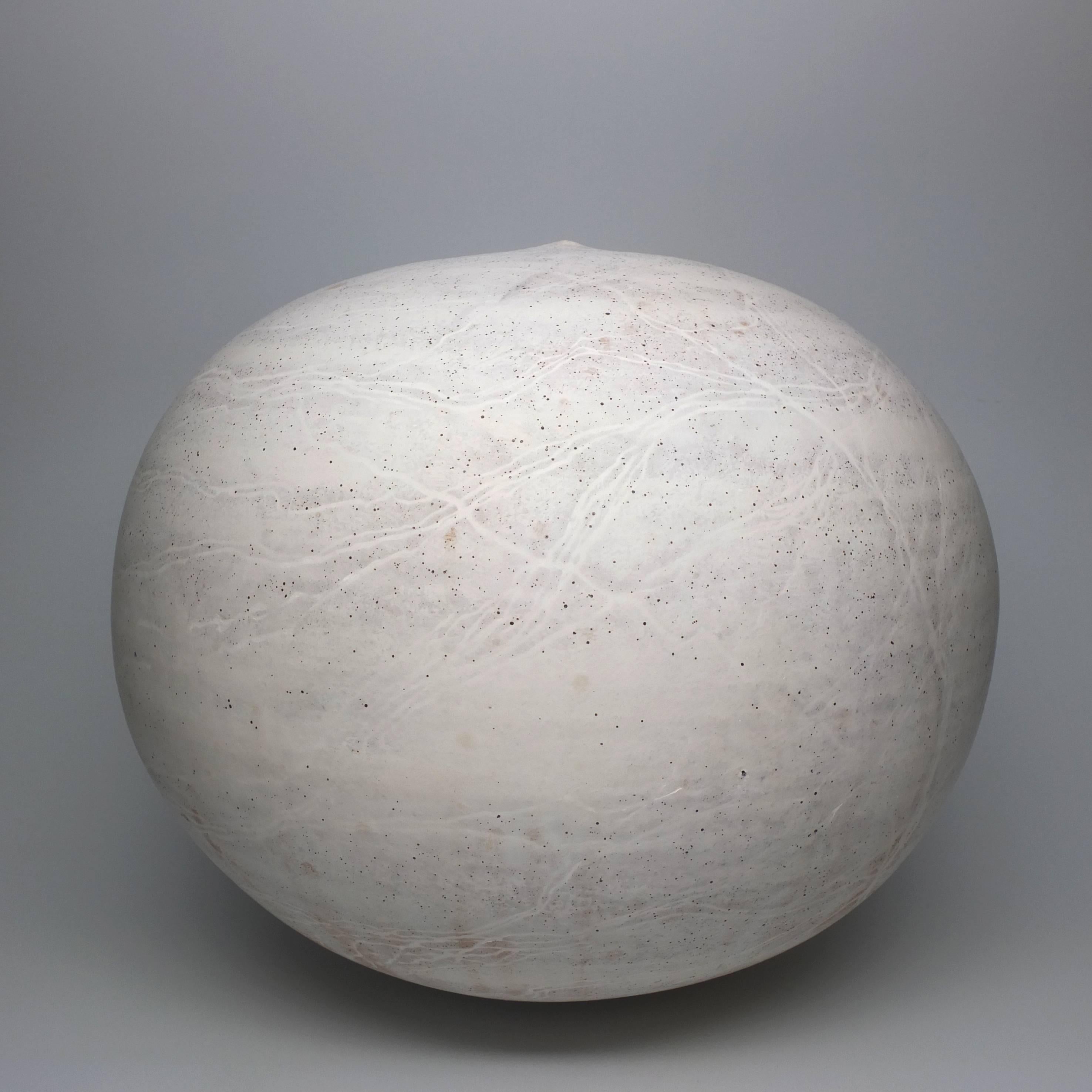 American Substantial Round Vase or Pot in Matte White by NYC Artist Jeffrey Loura, 2018
