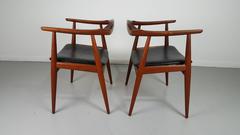 Handsome Pair of Hans Wegner CH 35 Chairs for Carl Hansen, Denmark, 1960s