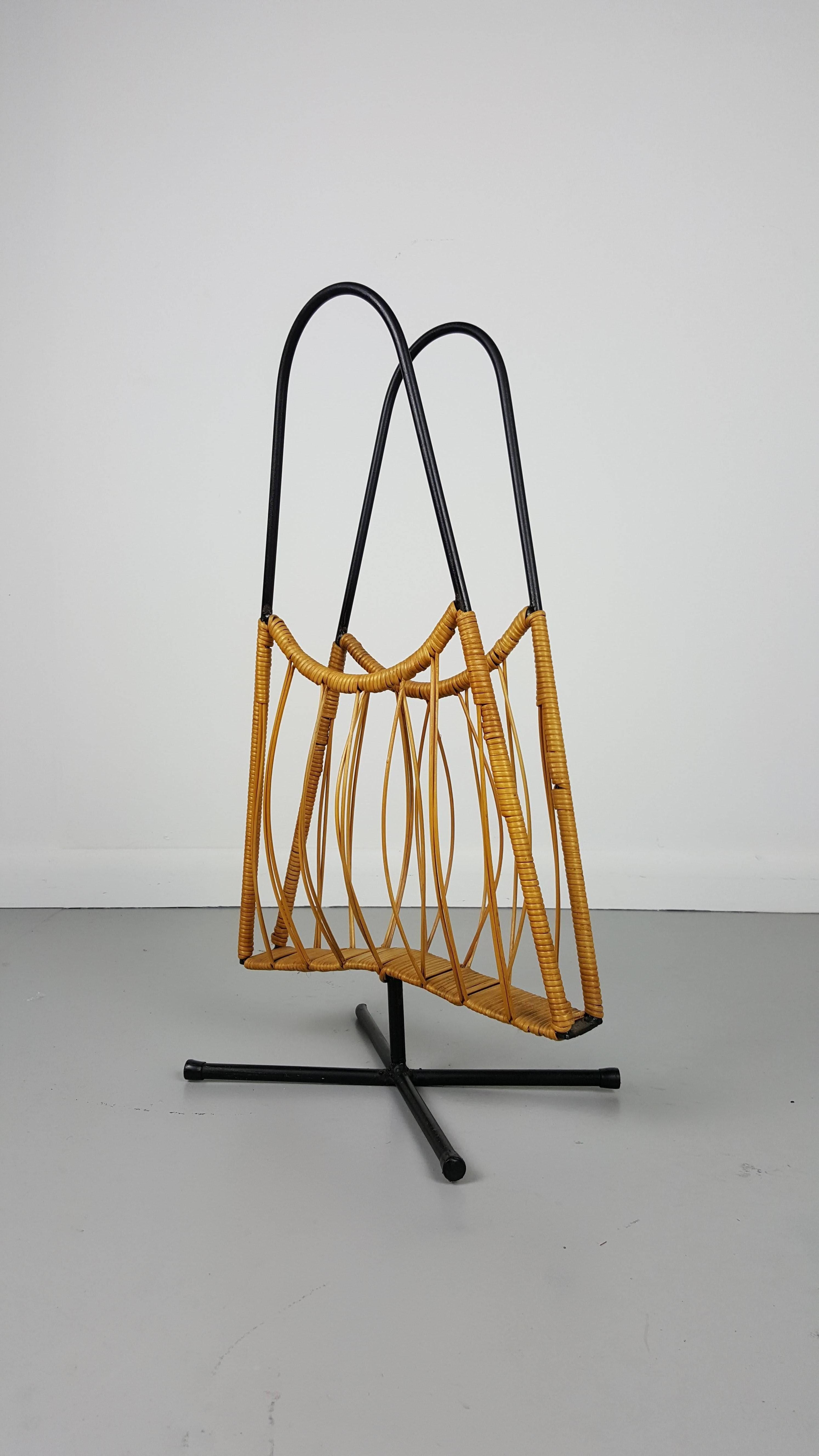 Mid-Century Modern Sculptural California Modern Magazine Rack in the Style of Tony Paul