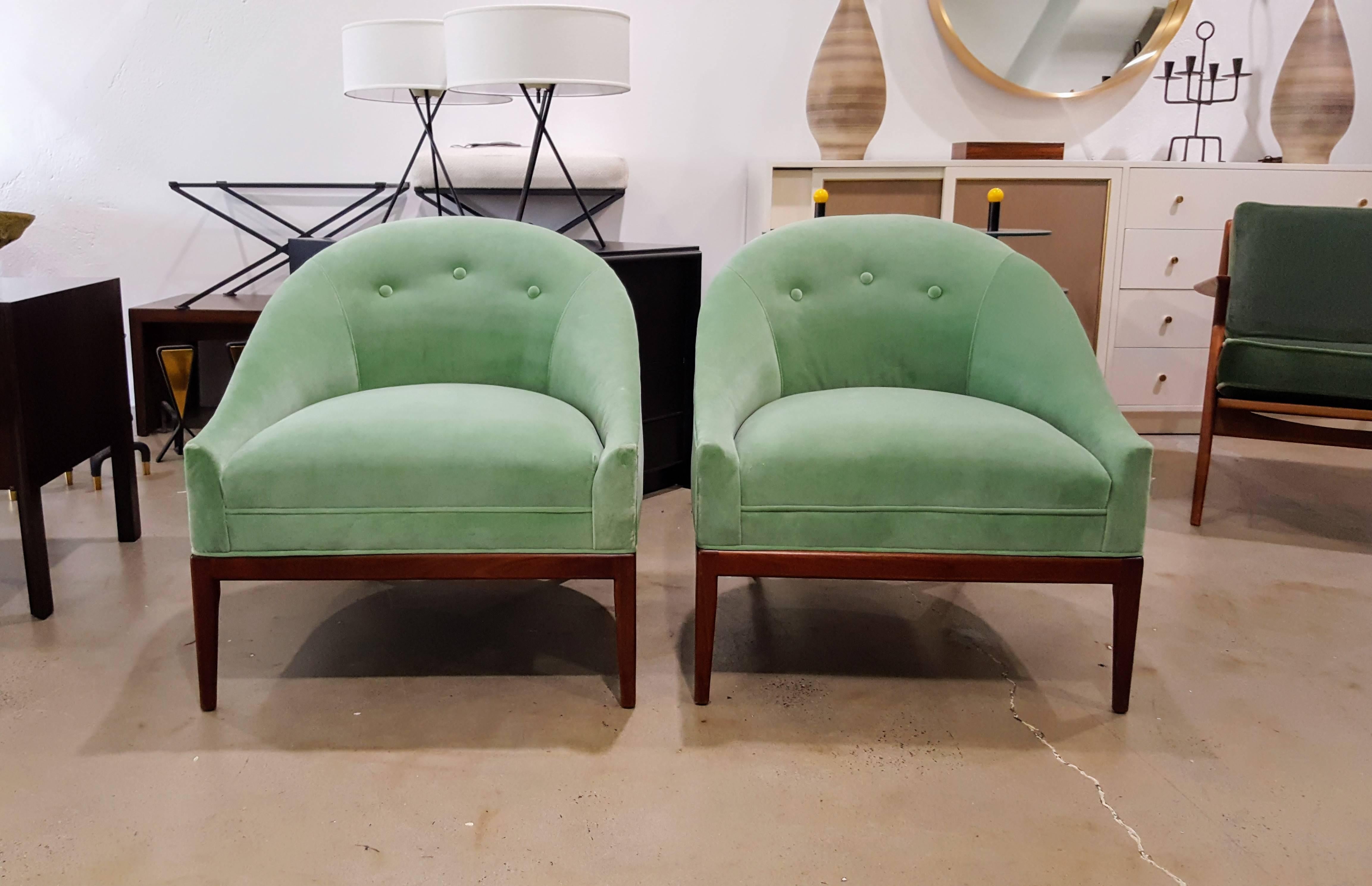 Mid-Century Modern Pair of Modern Slipper Chairs in Celadon Green Velvet, 1960s