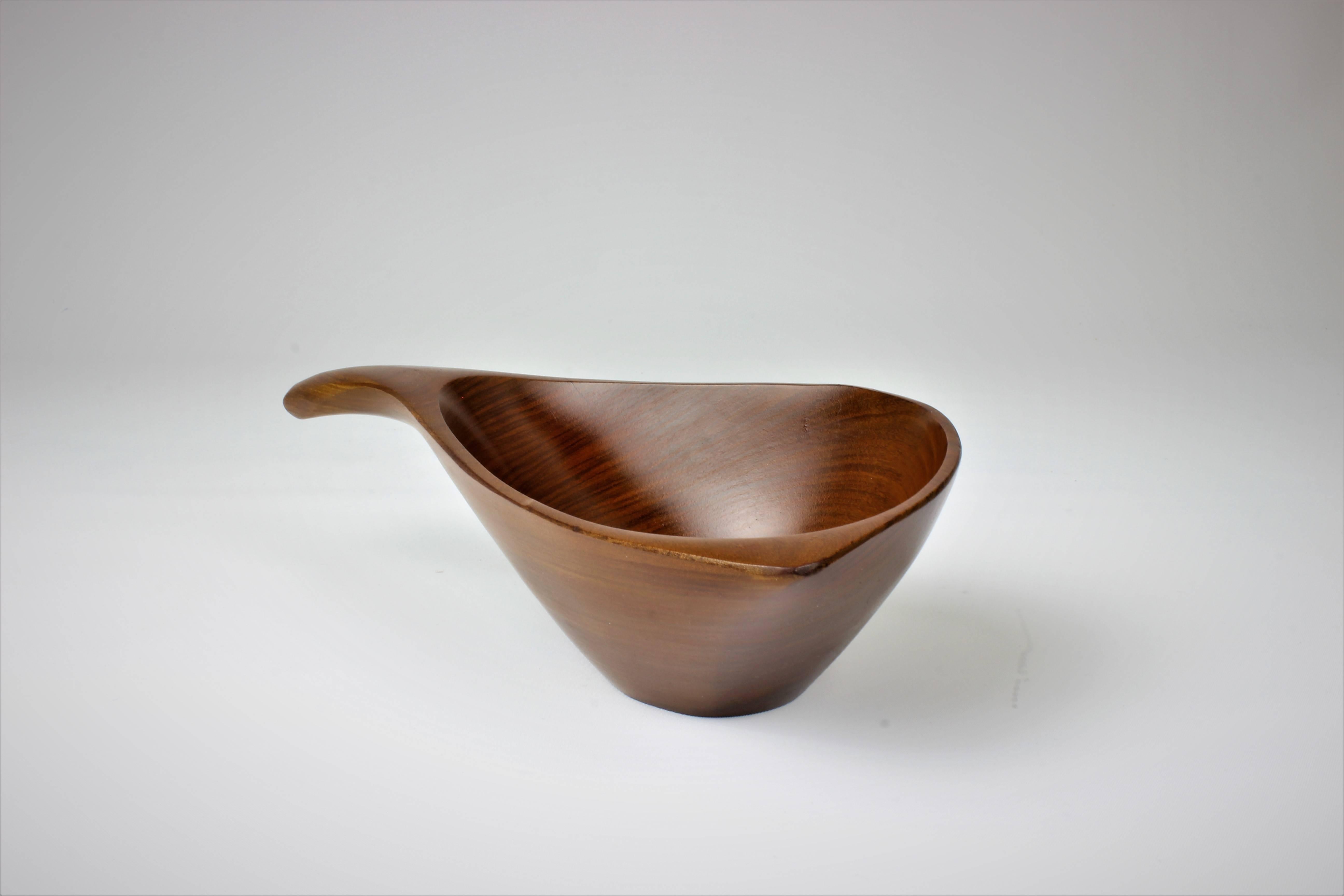Emil Milan Handmade Decorative Nut Bowl in Lapacho Wood, 1970s In Excellent Condition In New York, NY