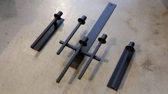 Satz von drei schmiedeeisernen Wandleuchtern der kalifornischen Modernisten Van Keppel-Green