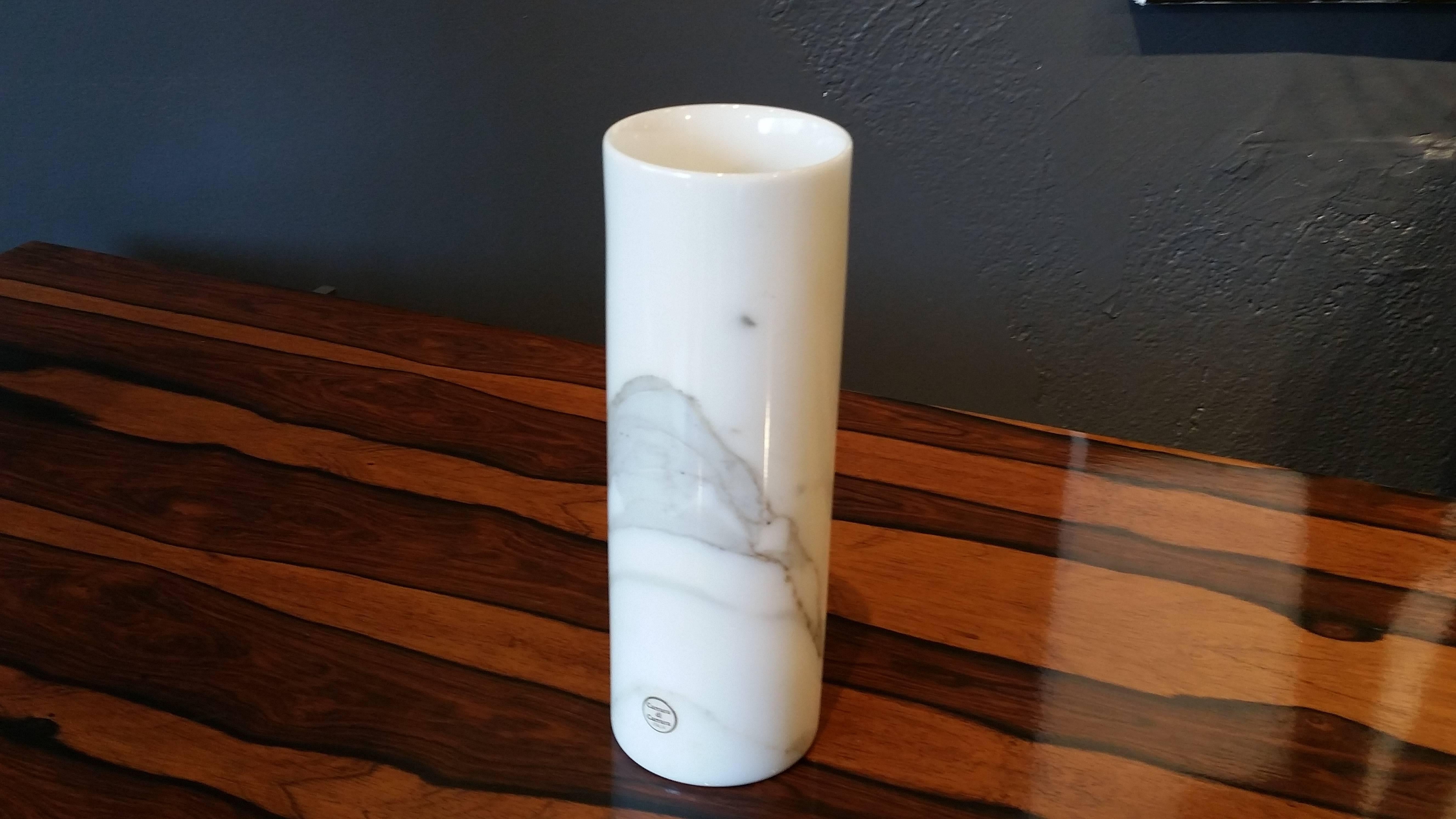 Large, Tall Cylindrical Carrara Marble Vase, Italy, 1970s In Excellent Condition In New York, NY