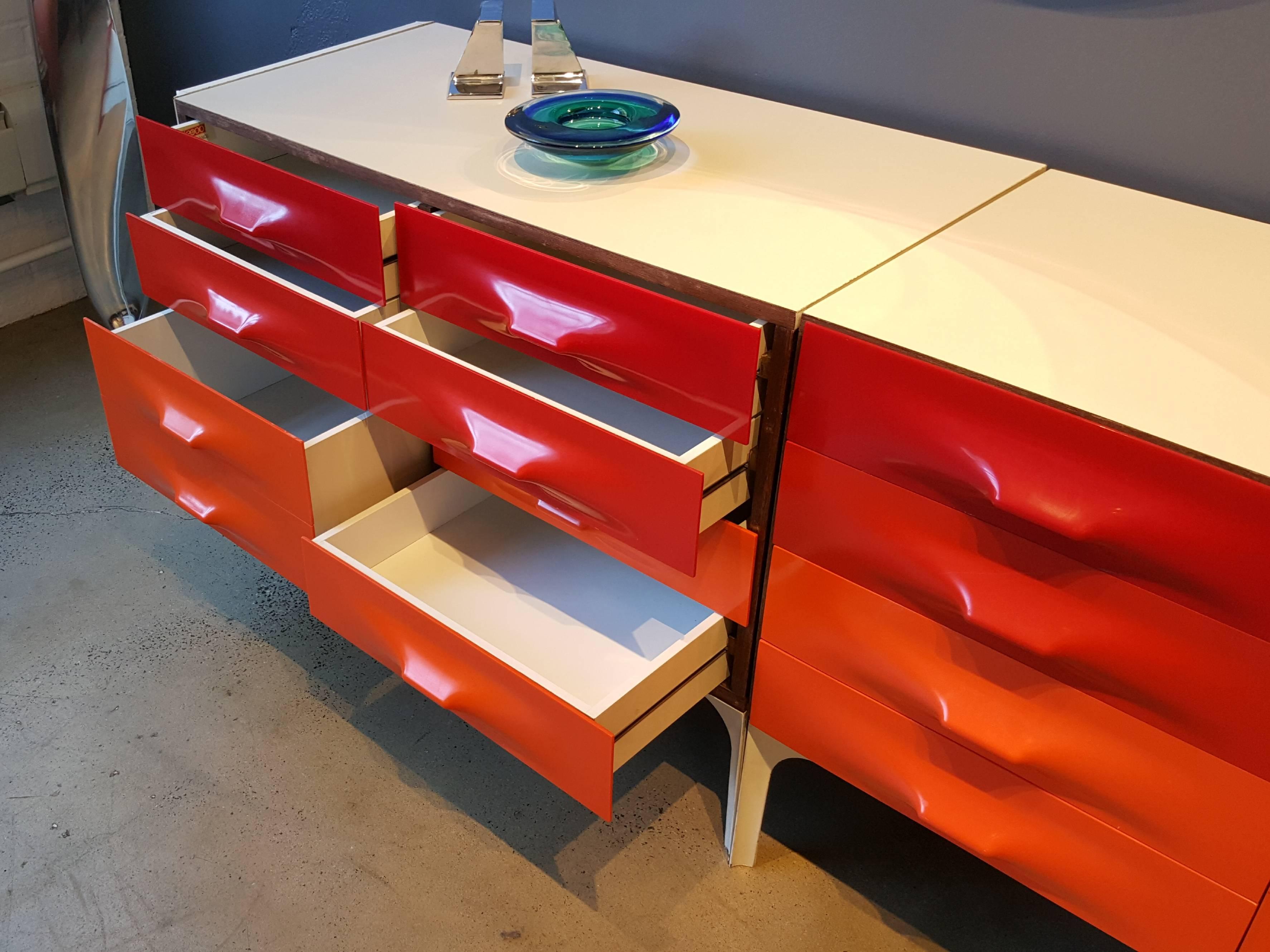 Mid-20th Century Space Age Raymond Loewy DF-2000 Credenza for Doubinsky Frères, France, Rare