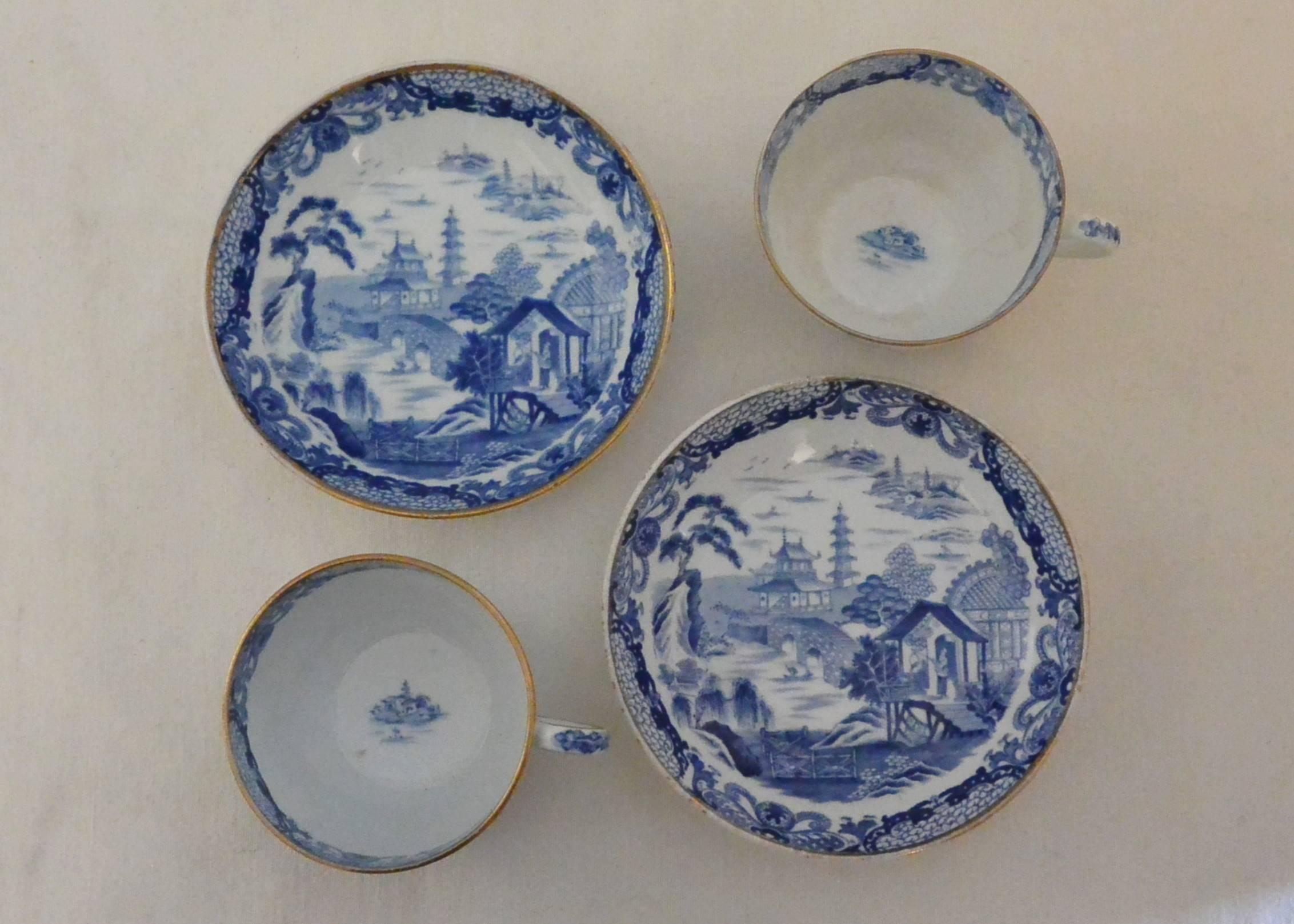 English Pair of Wedgwood Blue and White Chinoiserie Cups and Saucers 