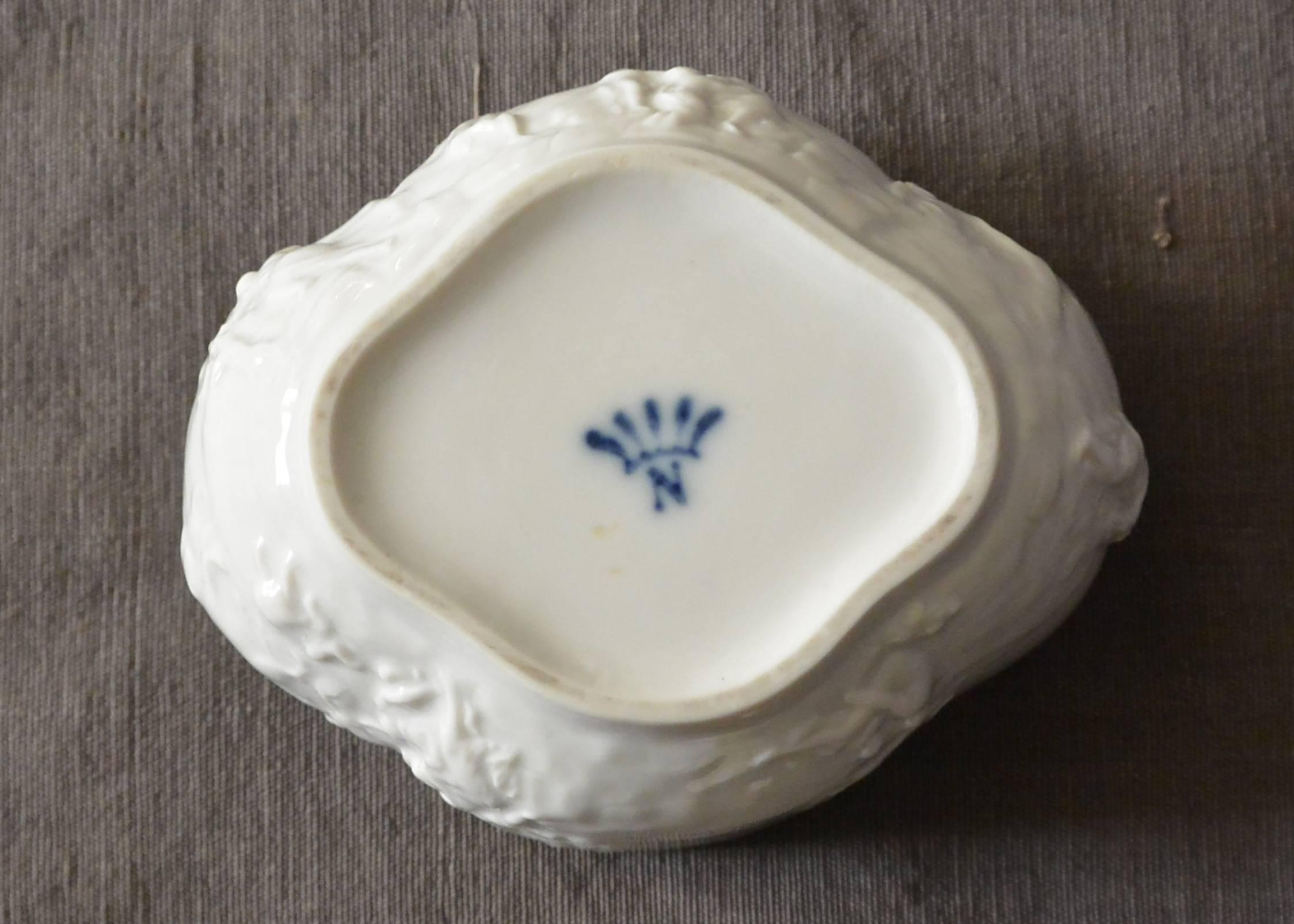 20th Century Capodimonte Porcelain Box  For Sale