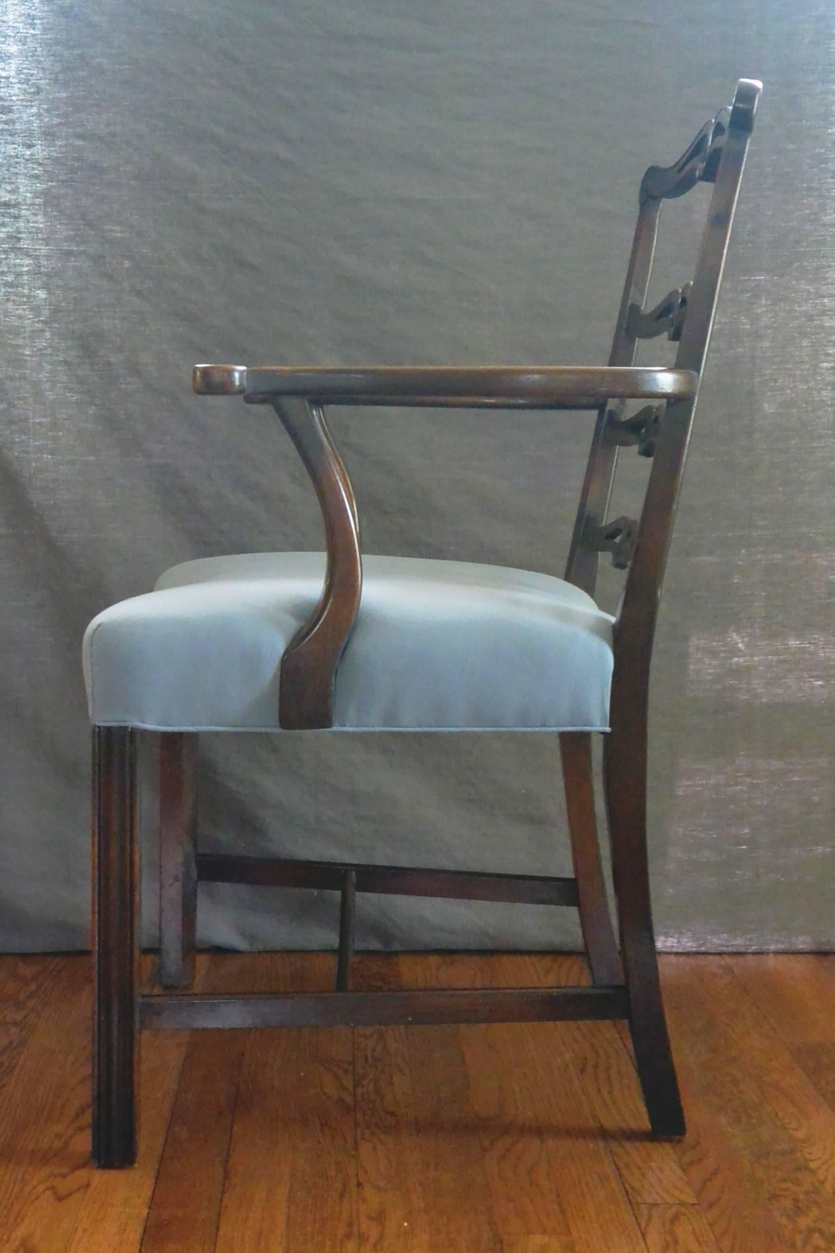 American George III Style Ladderback Armchair For Sale