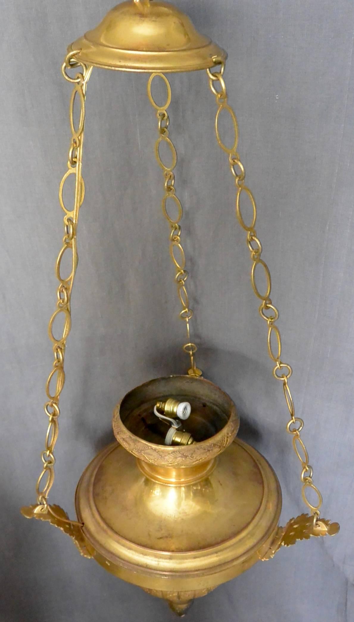 Italian Neoclassical Gilt Brass Pendant For Sale 3