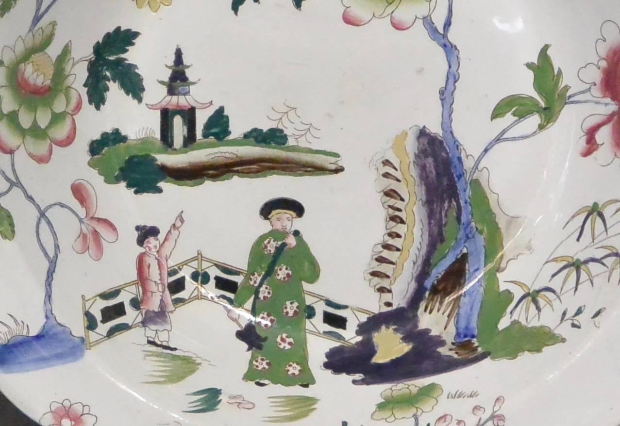 English Chinoiserie Bowl In Good Condition In New York, NY