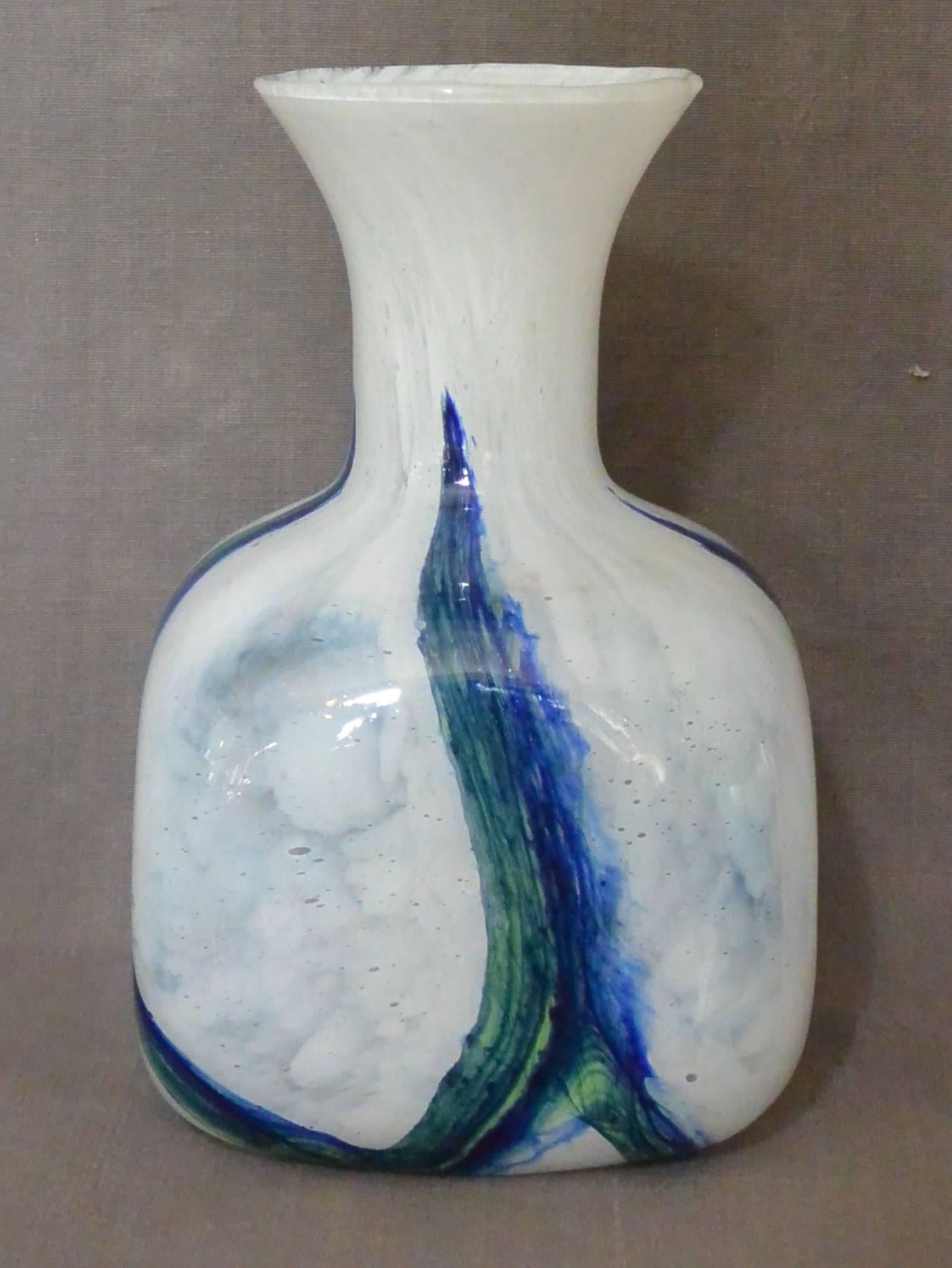 Vase en verre de Murano bleu, blanc et vert Bon état - En vente à New York, NY