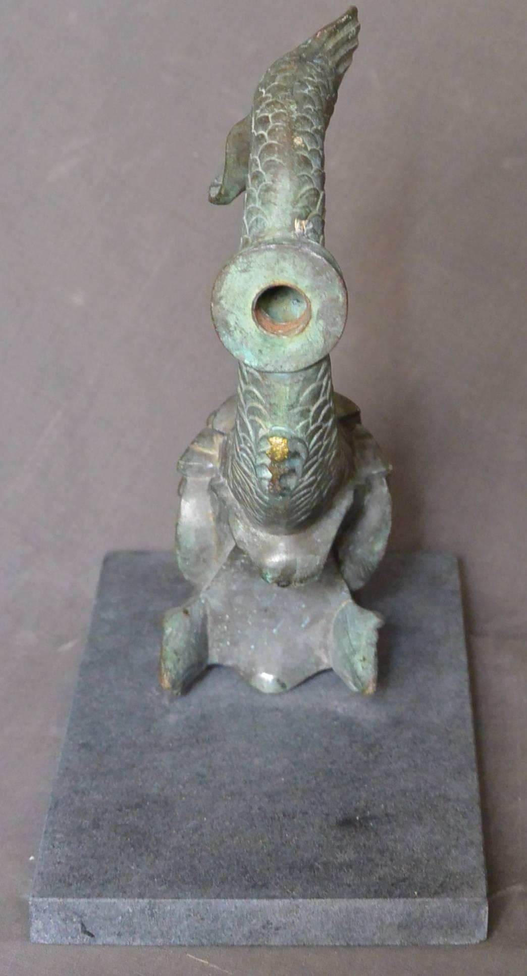 Sculpture de dauphin en bronze Excellent état - En vente à New York, NY