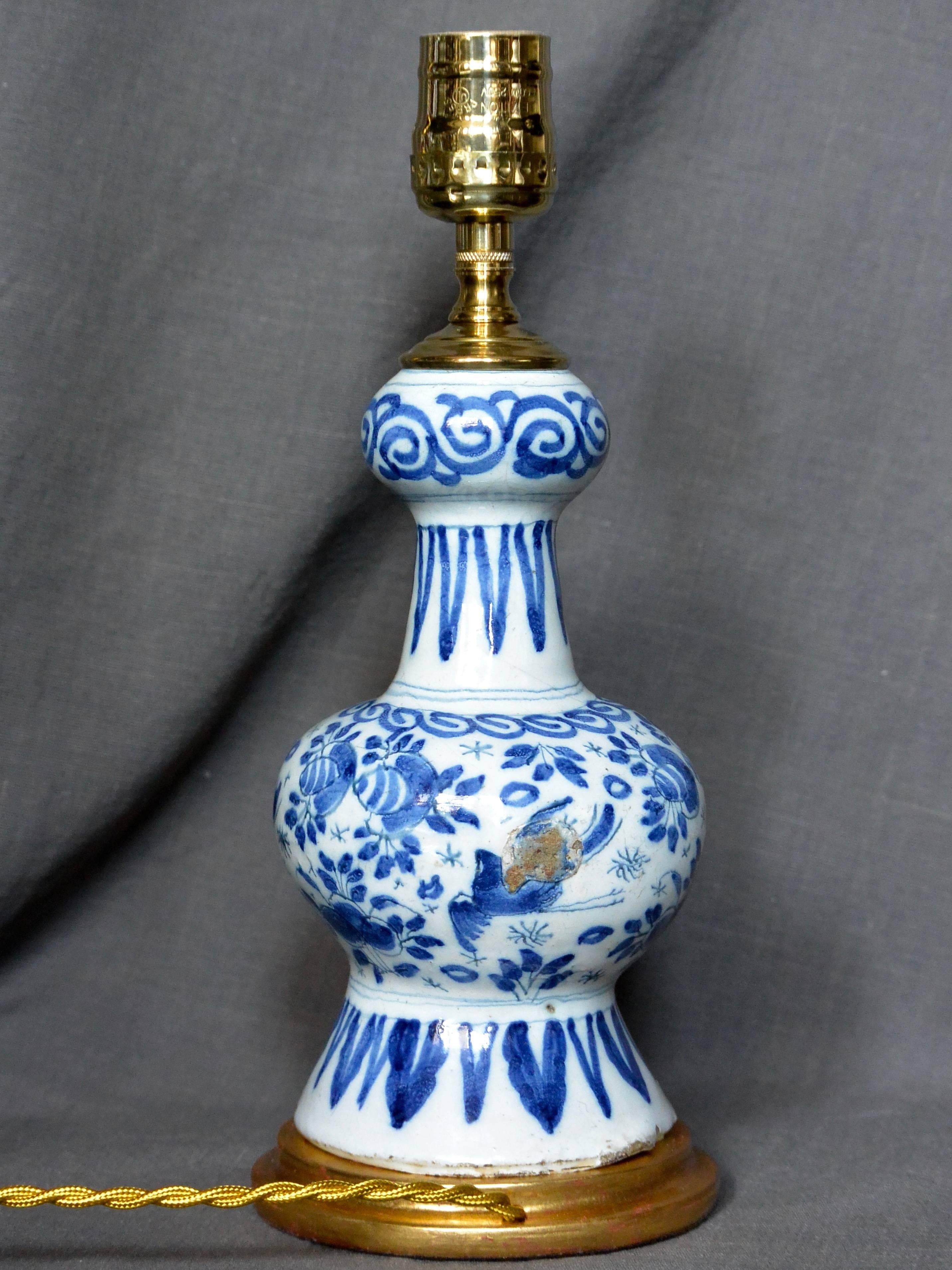 Hand-Painted Dutch Delft Blue and White Vase Lamp on Water-Gilt Base For Sale