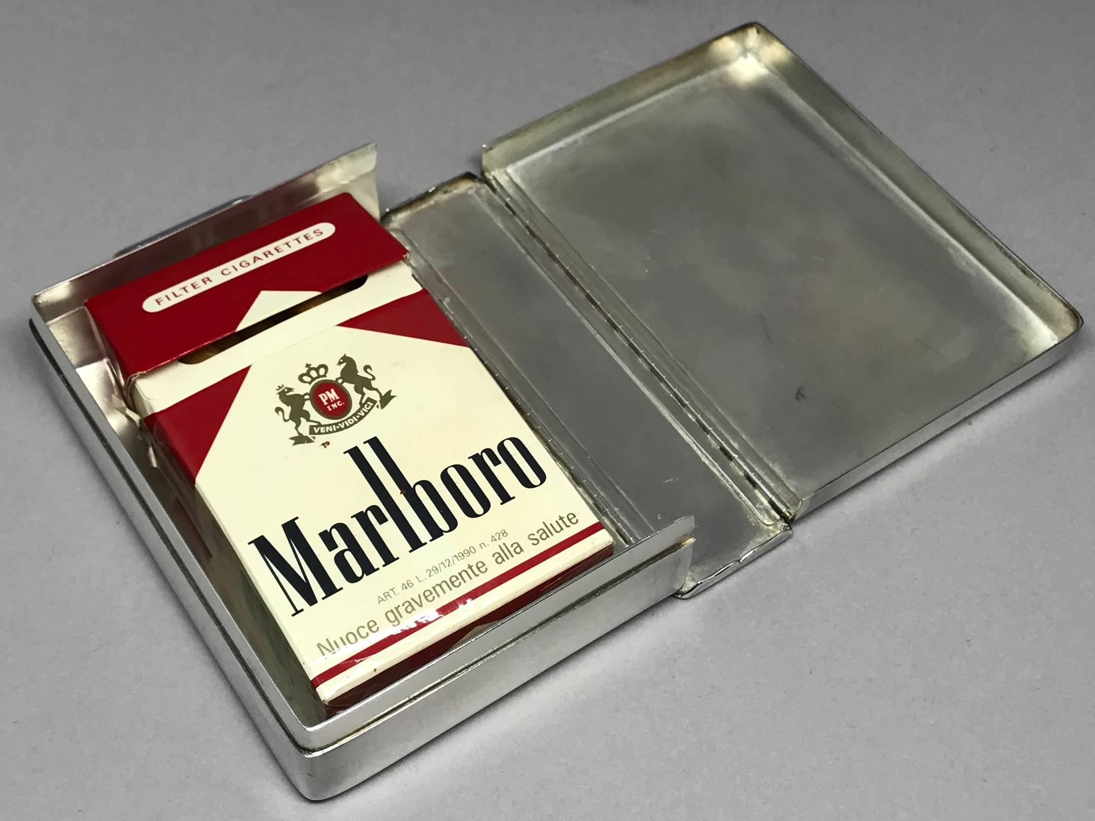 Silver Cigarette Box In Good Condition In New York, NY