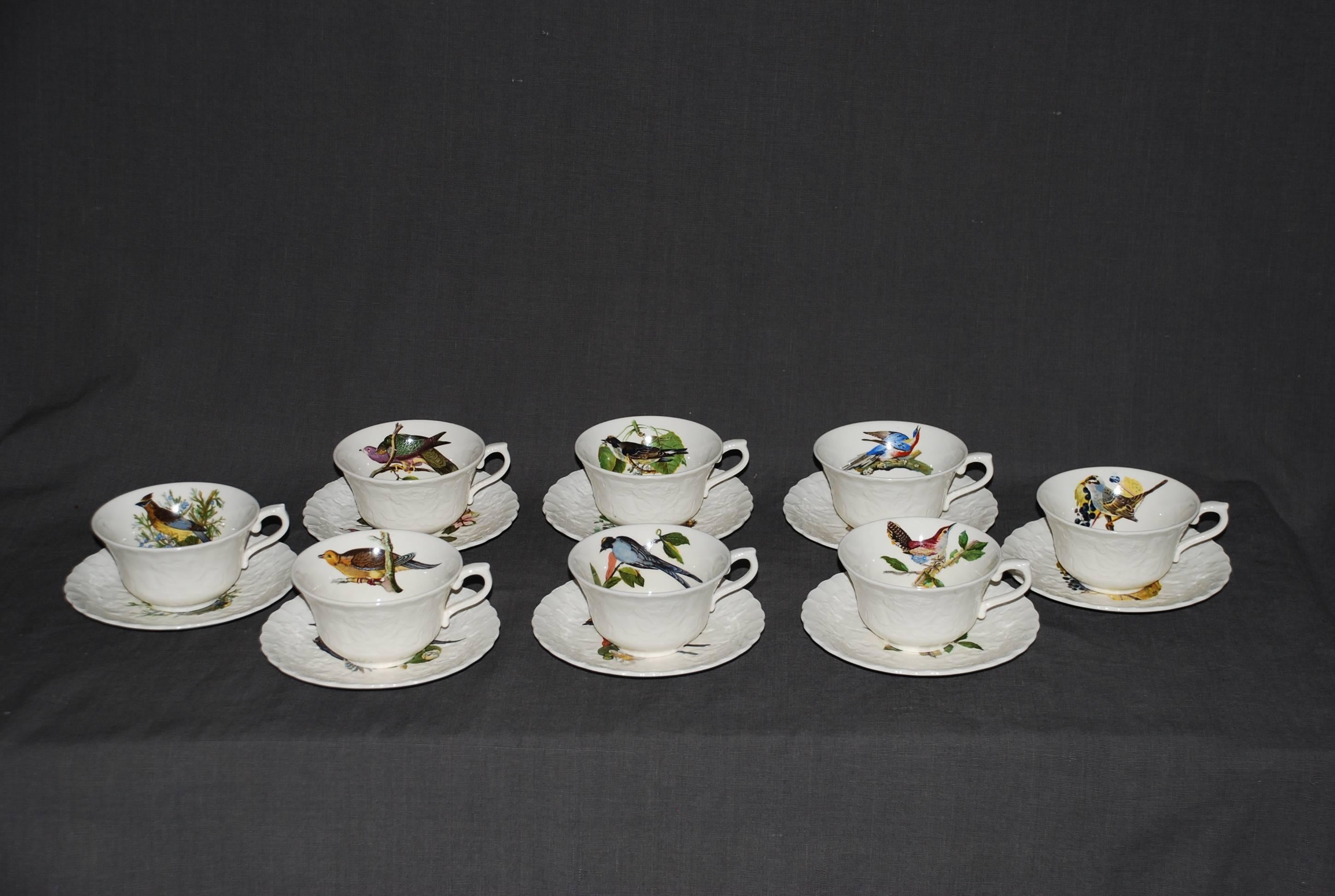 20th Century Set of Eight Audubon Bird Tea Cups and Saucers