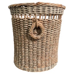Vintage-Abfallkorb im Mid-Century-Modern-Stil aus geflochtenem Seil und Korbgeflecht