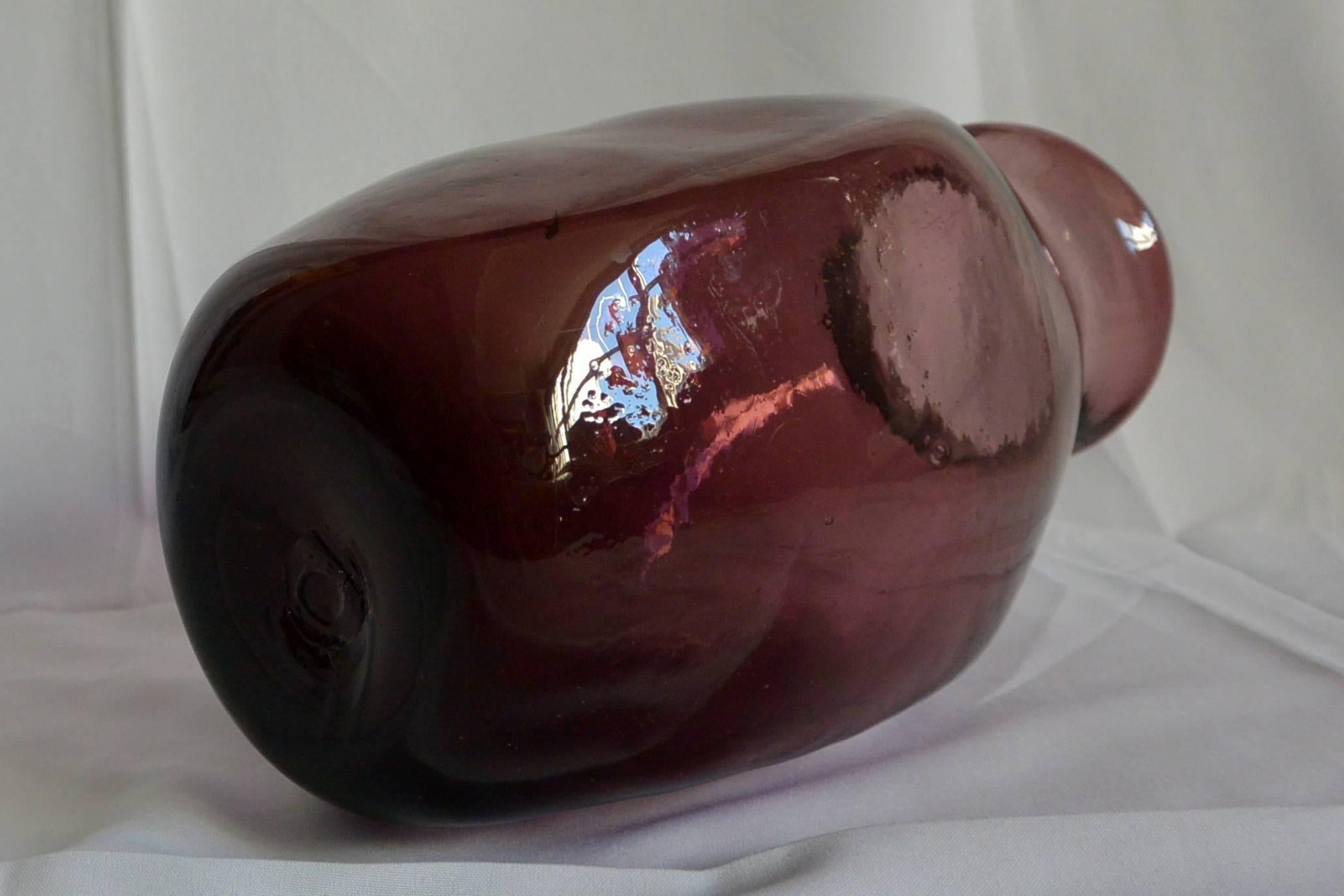 Vintage Italian Amethyst Glass Vase  In Excellent Condition In New York, NY