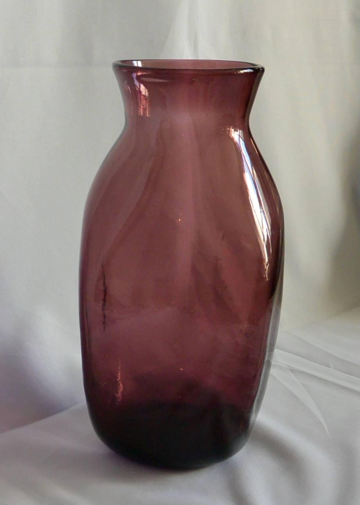 20th Century Vintage Italian Amethyst Glass Vase 