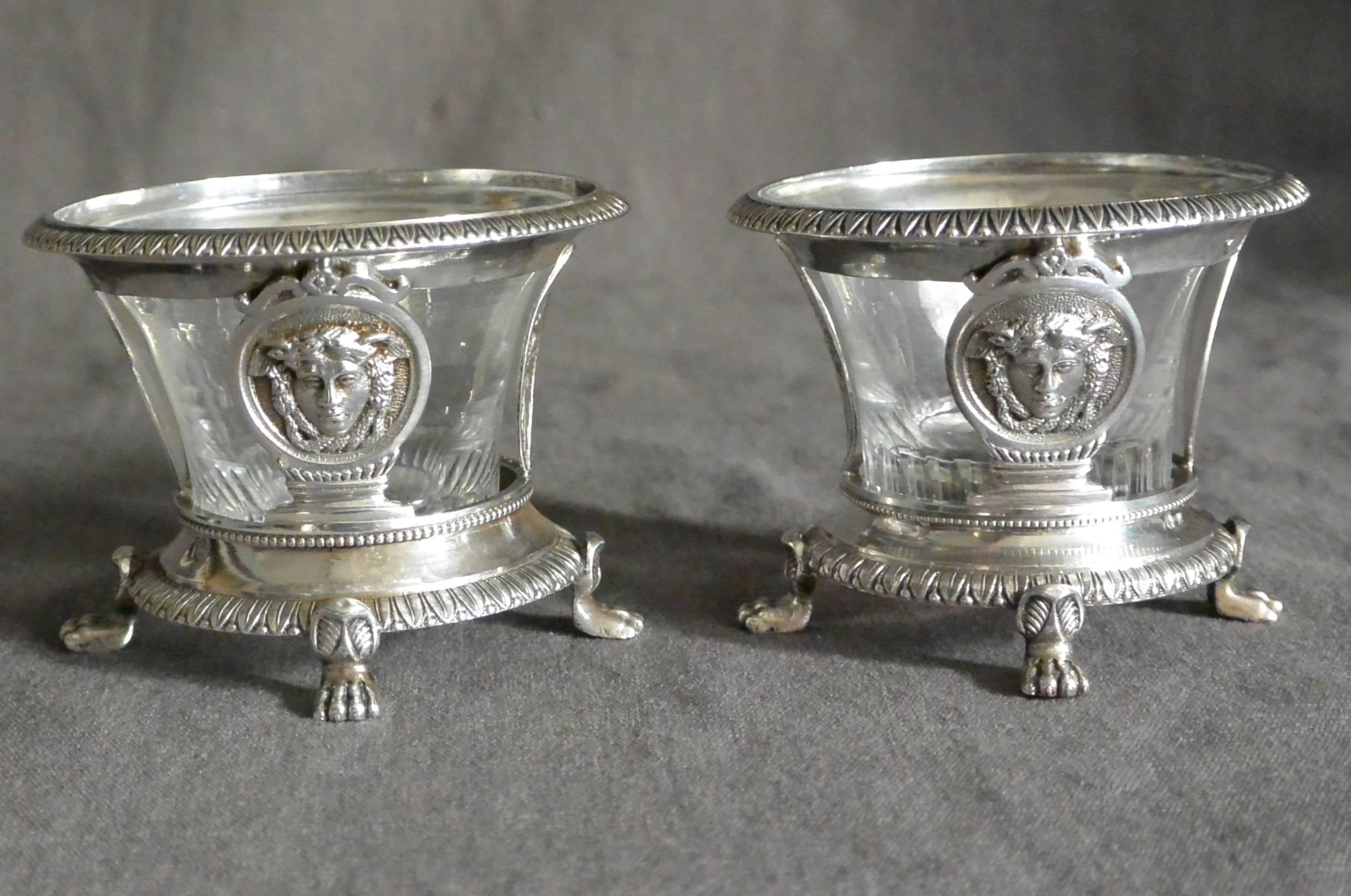 Vetro Coppia di sali neoclassici in argento al mercurio in vendita
