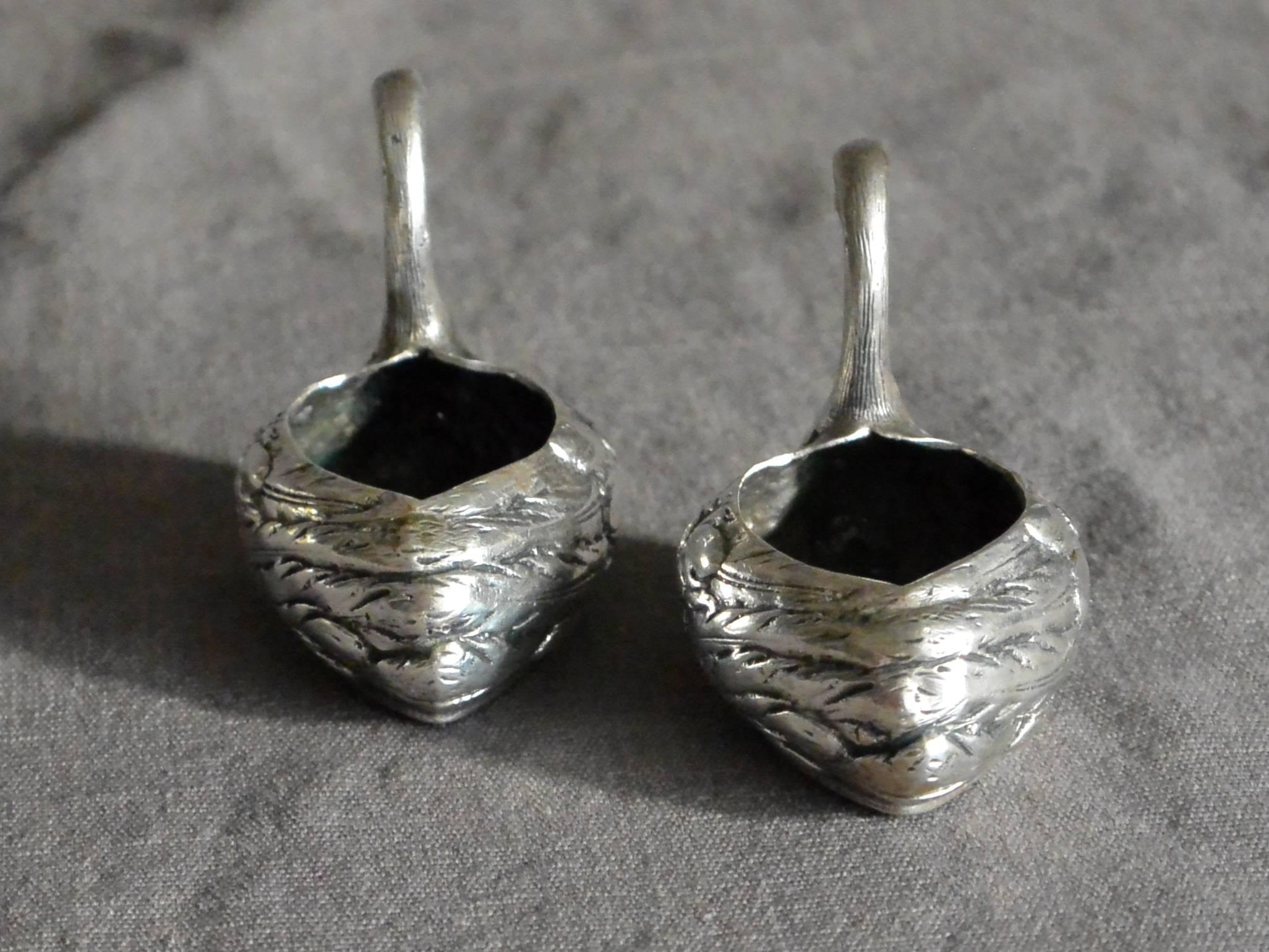 19th Century Pair of Italian Swan Silver Salts