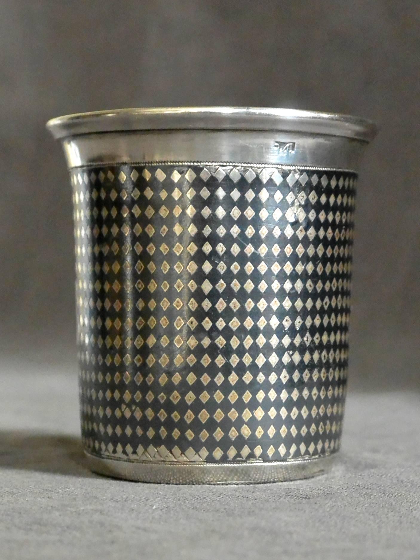 Russian Silver and Niello Beaker In Good Condition For Sale In New York, NY