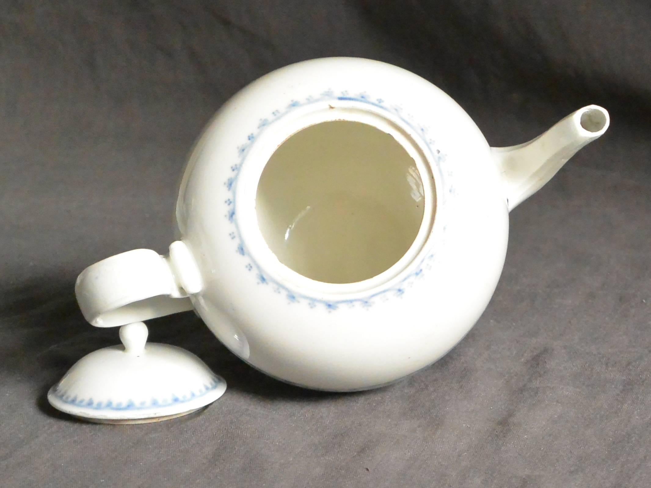 18th Century Blue and White Vienna Porcelain Teapot