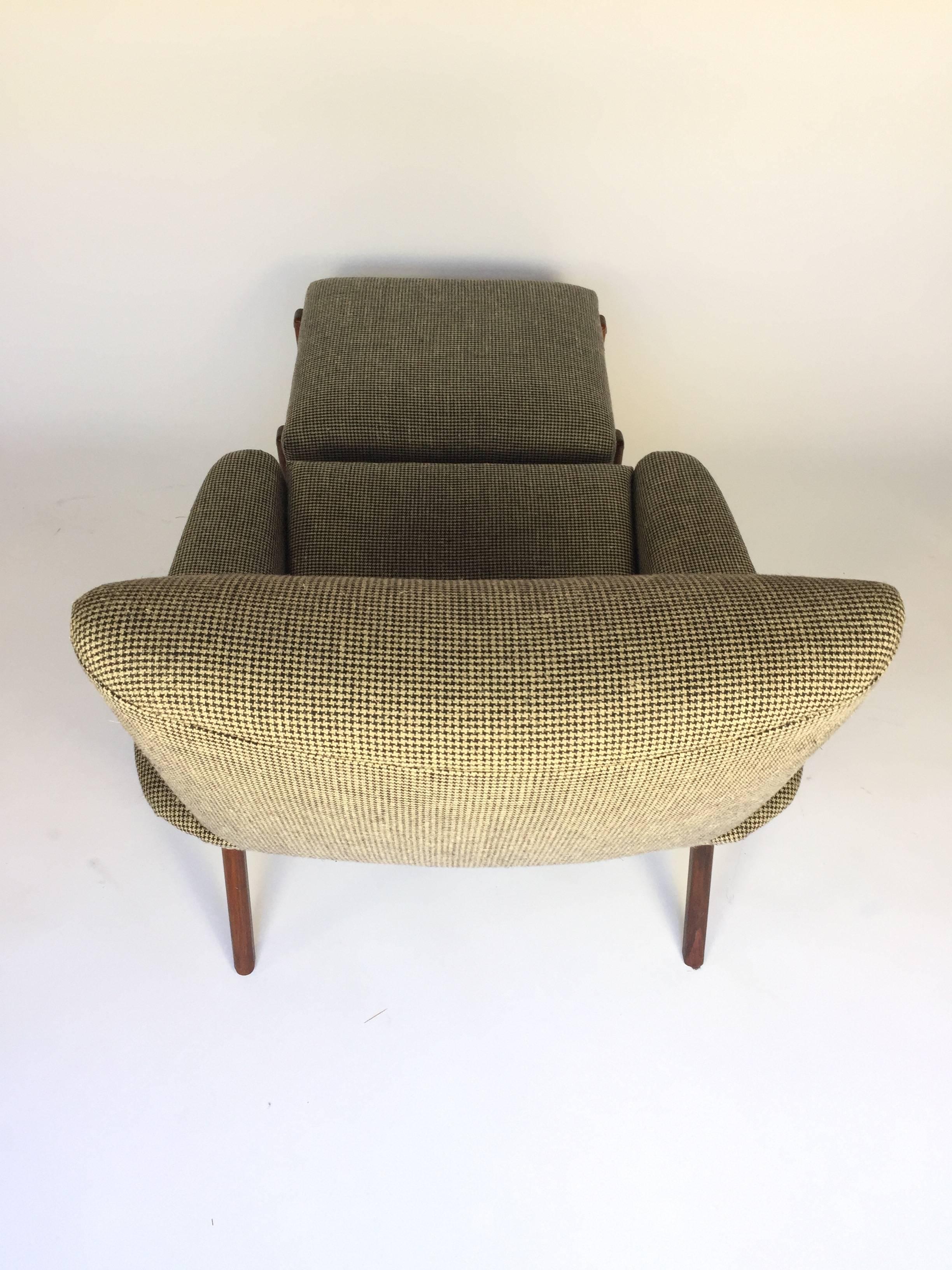 Folke Ohlsson for DUX Lounge Chair and Ottoman 1