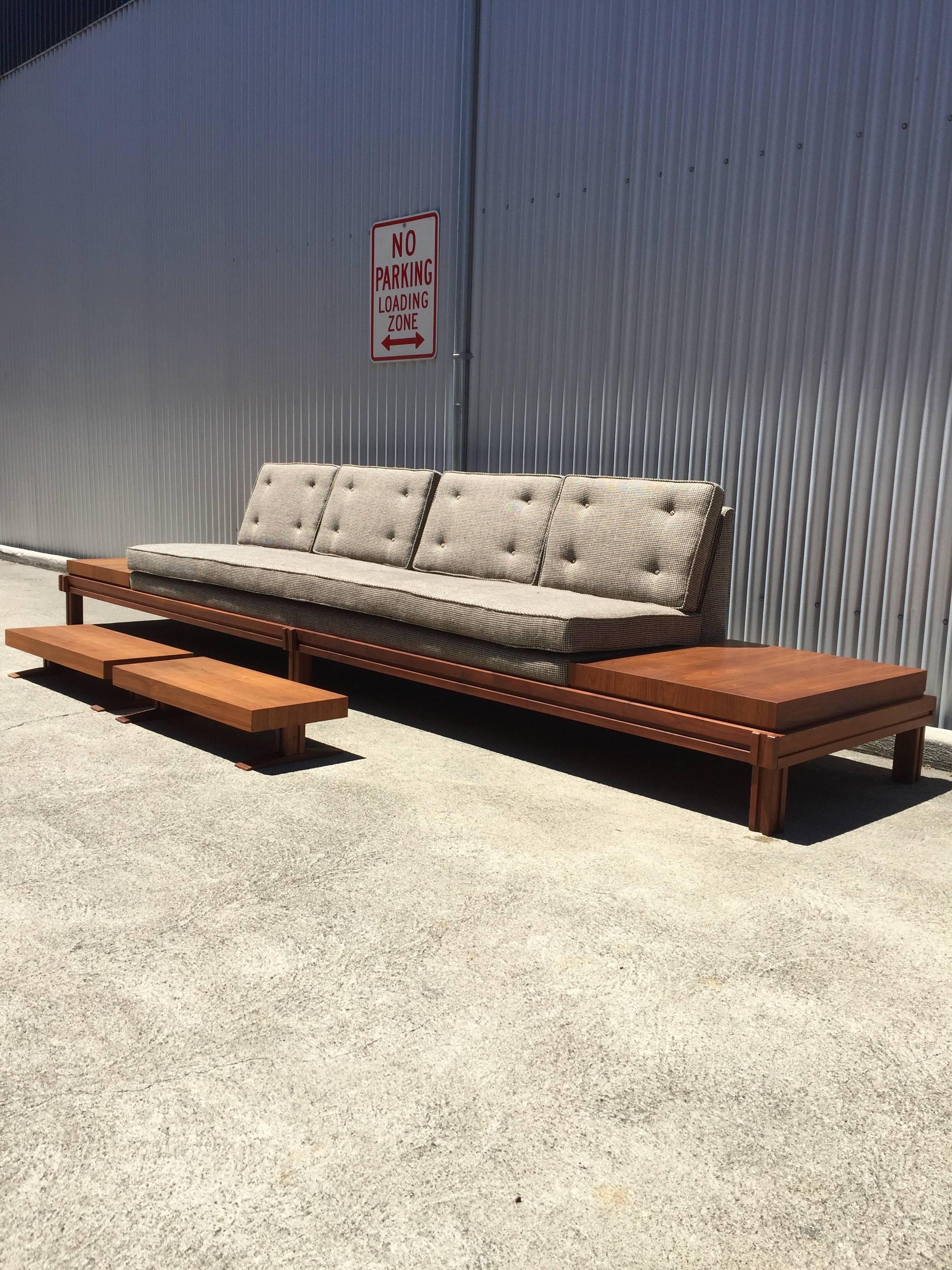 Martin Borenstein Mid-Century Modern Gondola Sofa In Excellent Condition In Berkeley, CA