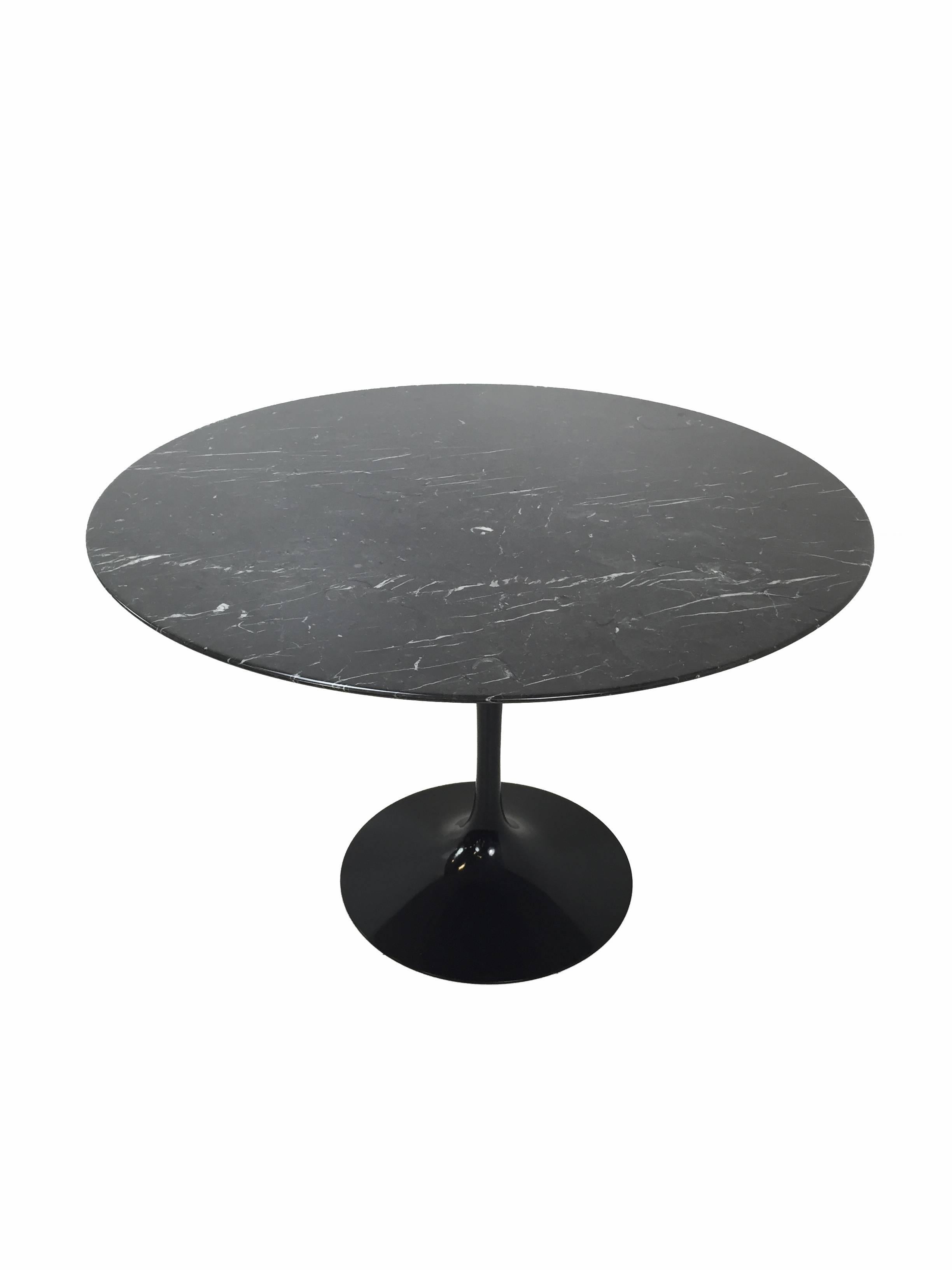 Contemporary production Nero Marquina marble on a black base. Knoll studio 42