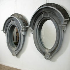 Paire de miroirs « œil-de-bœuf » en zinc