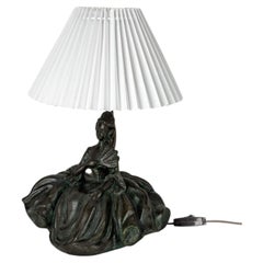 French Art Deco Figural Table Lamp in Bronze, 1930s