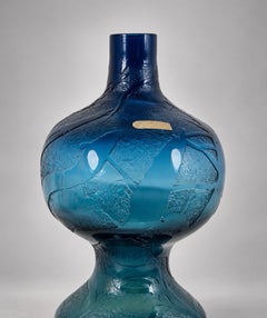 Vase sculptural en verre d'art bleu et vert de Göran Wärff, pour Pukeberg, Suède, années 1960