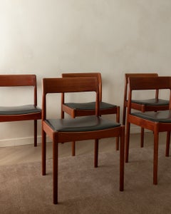 Sedie da pranzo in teak in stile moderno danese di Johannes Nørgaard, anni ’60, set da 5